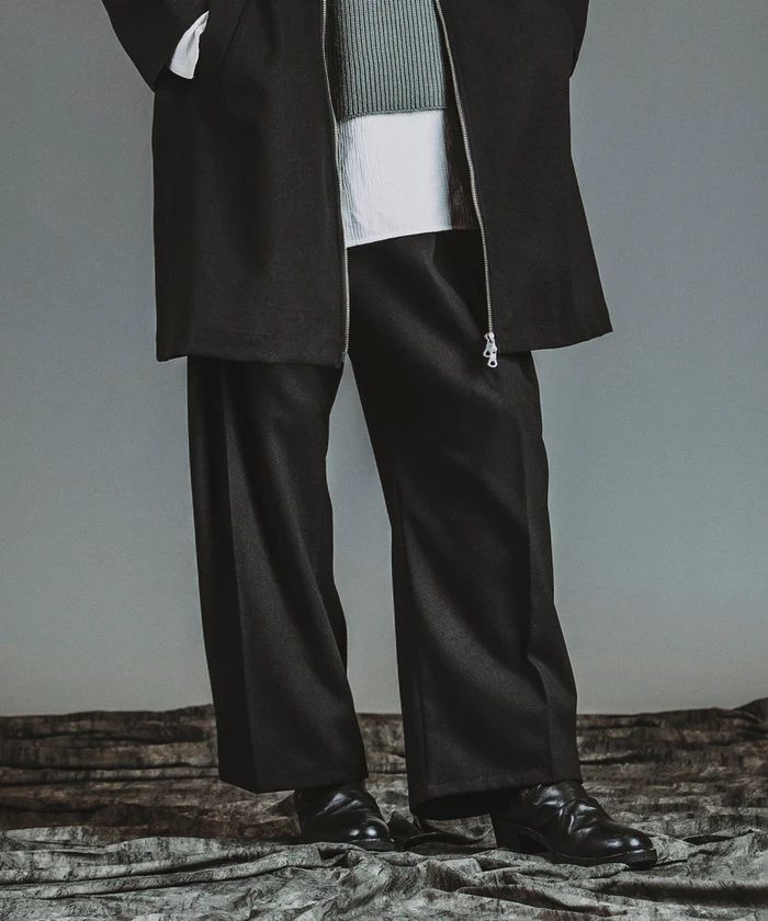 クロスタックワイドトラウザーズブラック【NOID.】