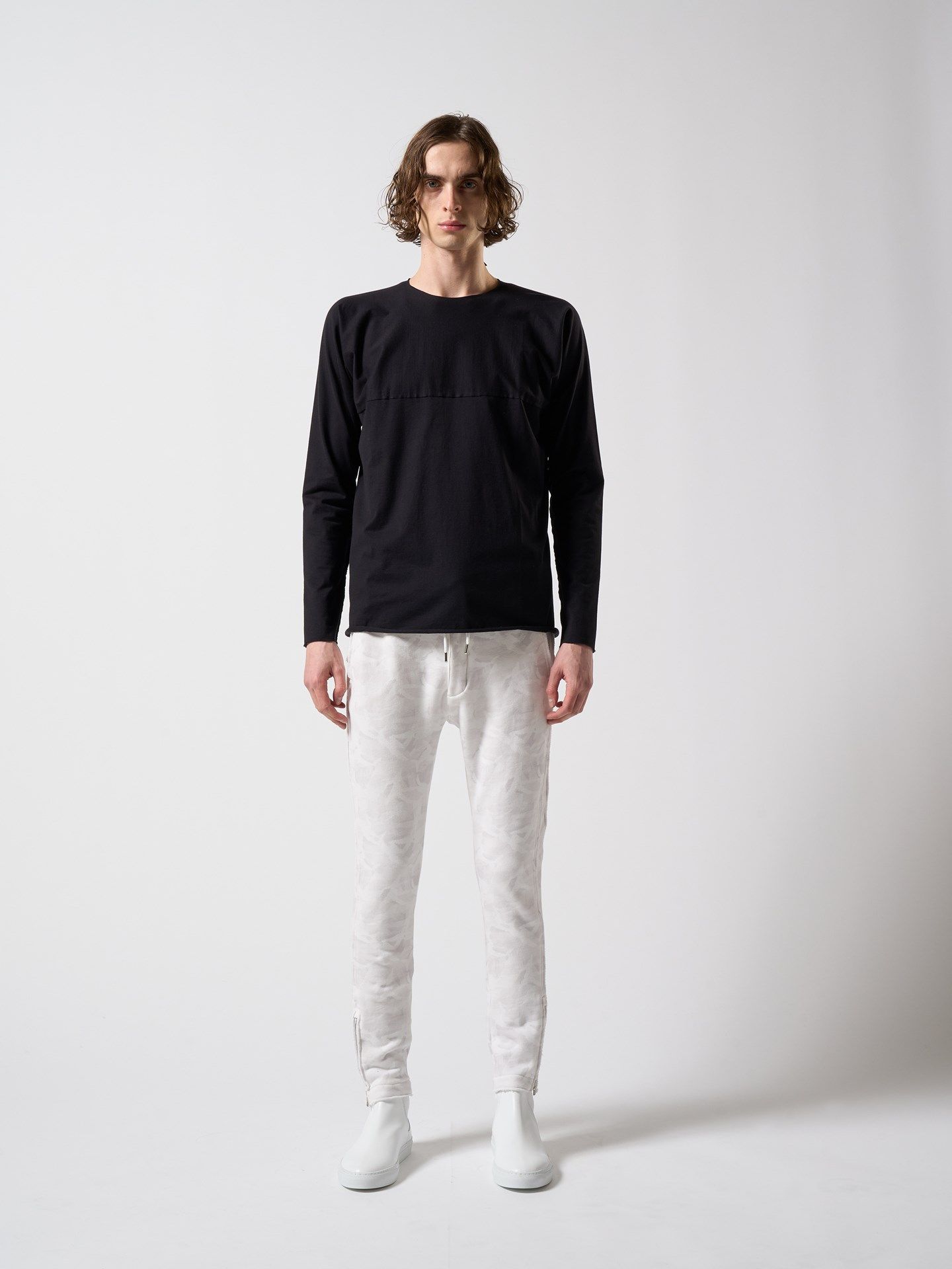 【予約品】 hem zip seam pants / スリムパンツ / ホワイト・カモ
