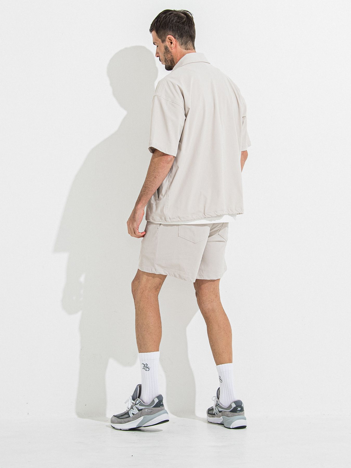 【予約品 】NYLON HALF COACH JACKET / グレージュ