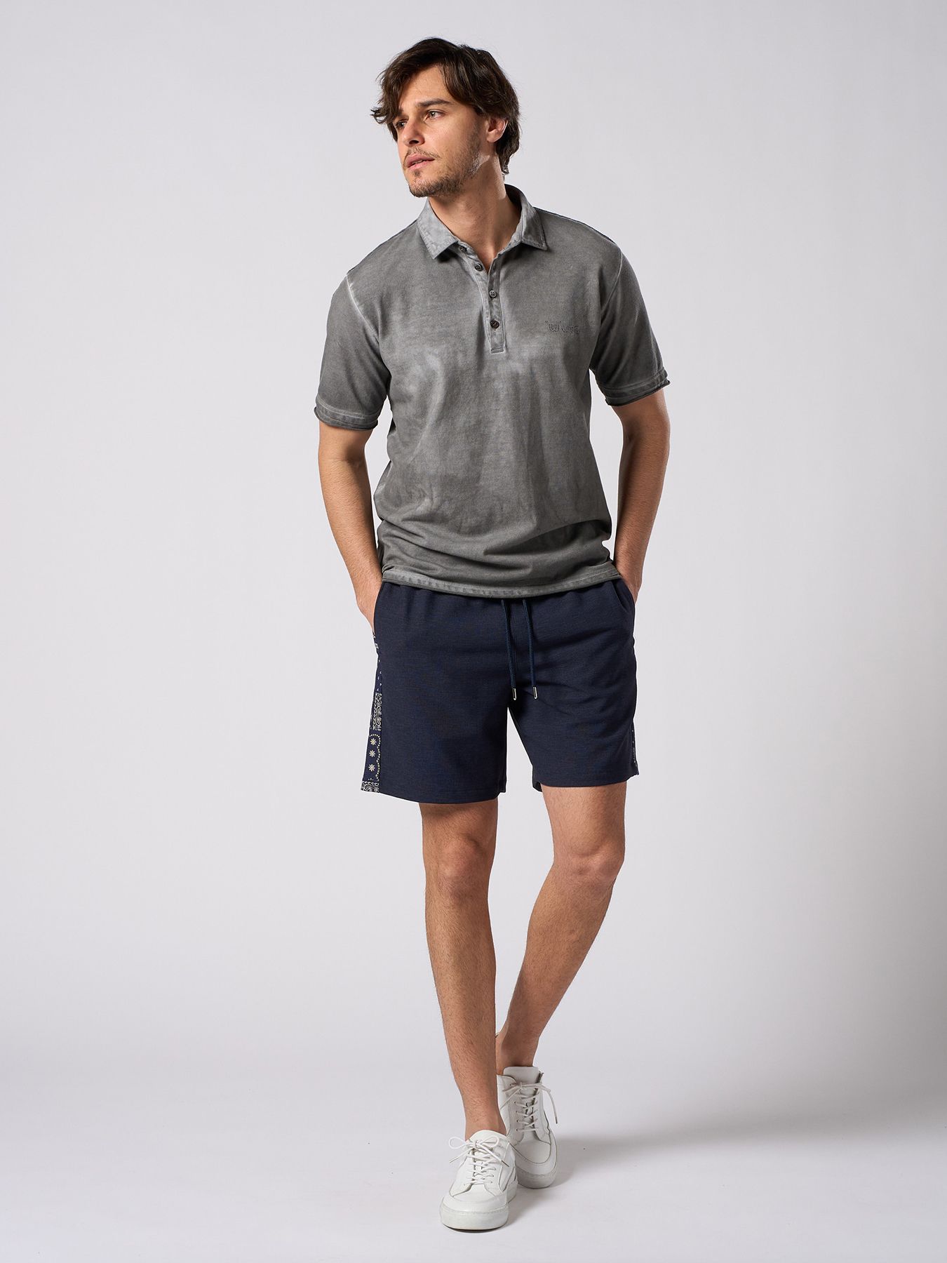 【予約品 1月25日(日) 締切】bandana print panel shorts / バンダナプリントパネル ショーツ / ネイビー