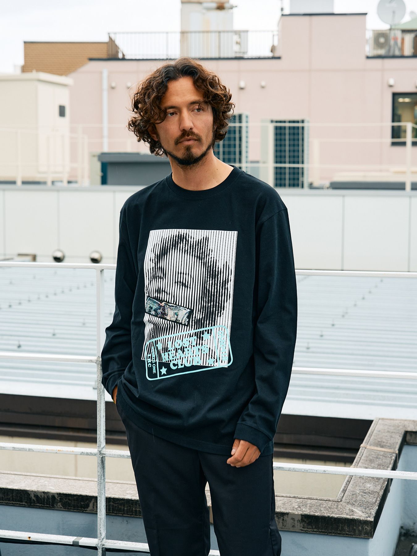 【予約品 5月8日(木) AM10時 締切】 5.6ozコットン天竺 LOST HEARTS シークインLS Tシャツ / ブラック