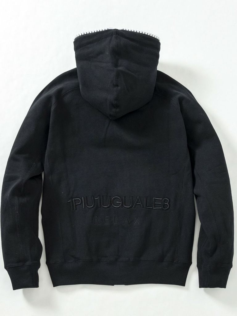 【1PIU1UGUALE3 RELAX】 ビックファスナーバック ロゴパーカー 1PIU1UGUALE3 RELAX - ビックファスナーバック刺繍ロゴパーカー