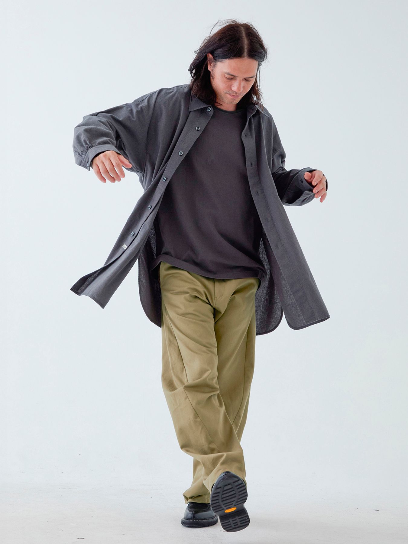 【予約品 5月7日(水)AM10時  締切】Chronos / ワッシャー加工 ロングシャツ / ダークブラウン×ネイビー千鳥
