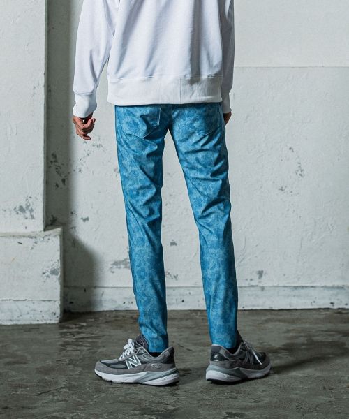 《予約11月17日19時締め》 CHRIS EASY  TUCK PANTS / イージータックパンツ / フラワーブルー