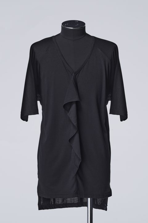 《予約》 Viscose Organic Frill V Dolman T-Shirt / ブラック 【THE ONENESS】 12月以降入荷予定