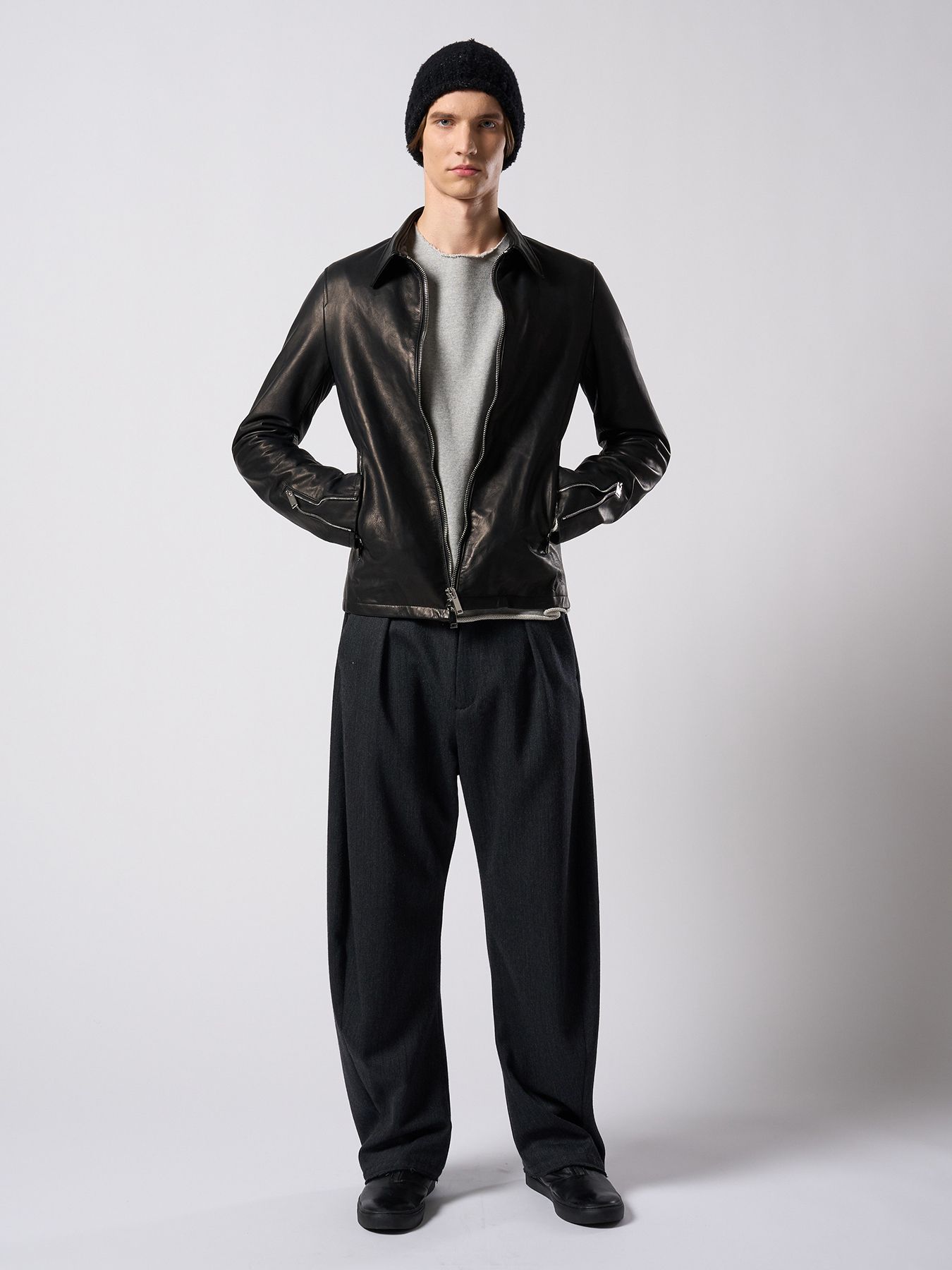 【予約品 4月19日(日) 18時締切】fancy yarn roll beanie / バルーン型ニットキャップ / ブラック