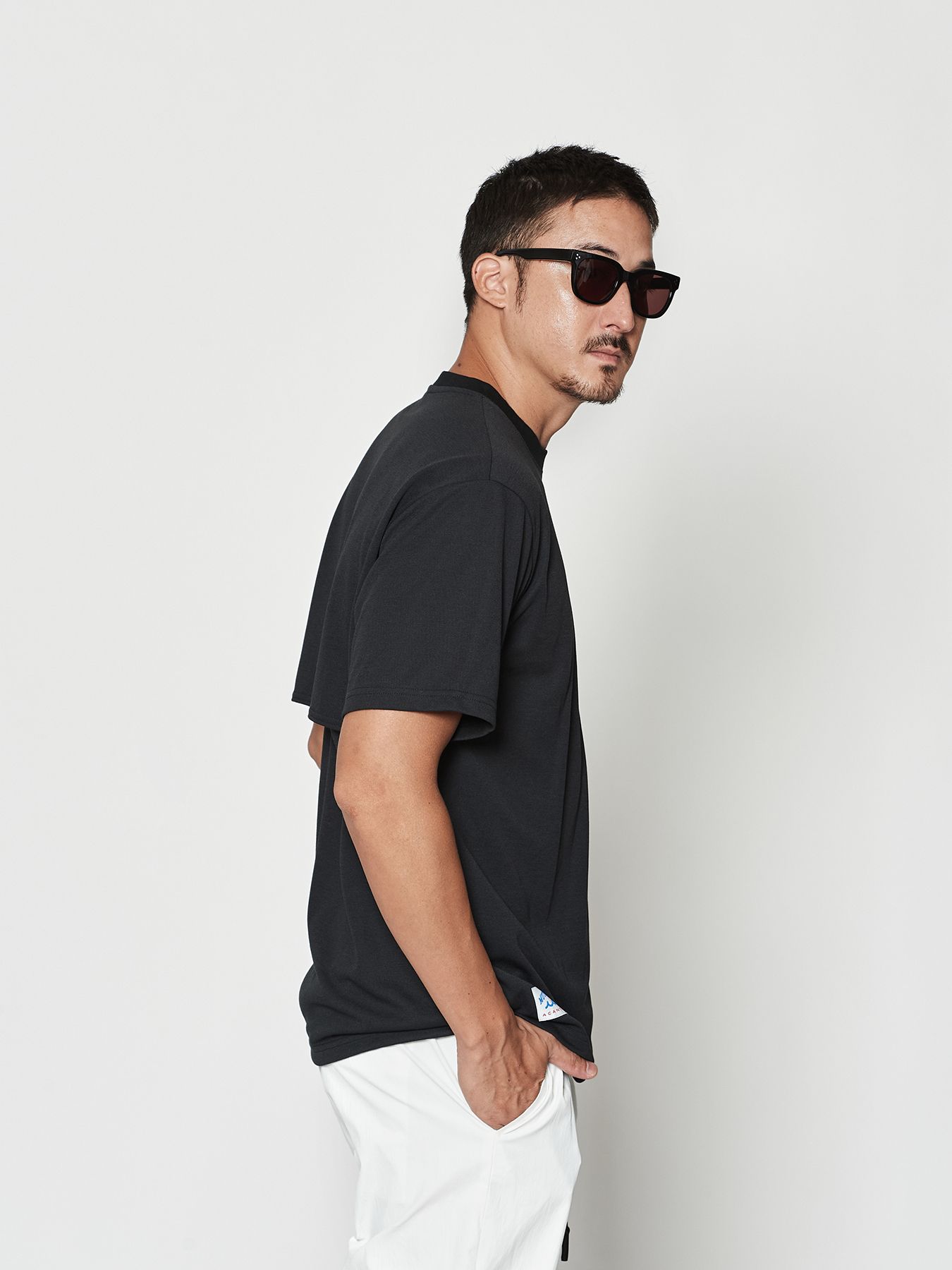 【予約品 10月9日(木) 締切】muta Ventilation Tee / Tシャツ / ブラック【Acanthus × muta MARINE】