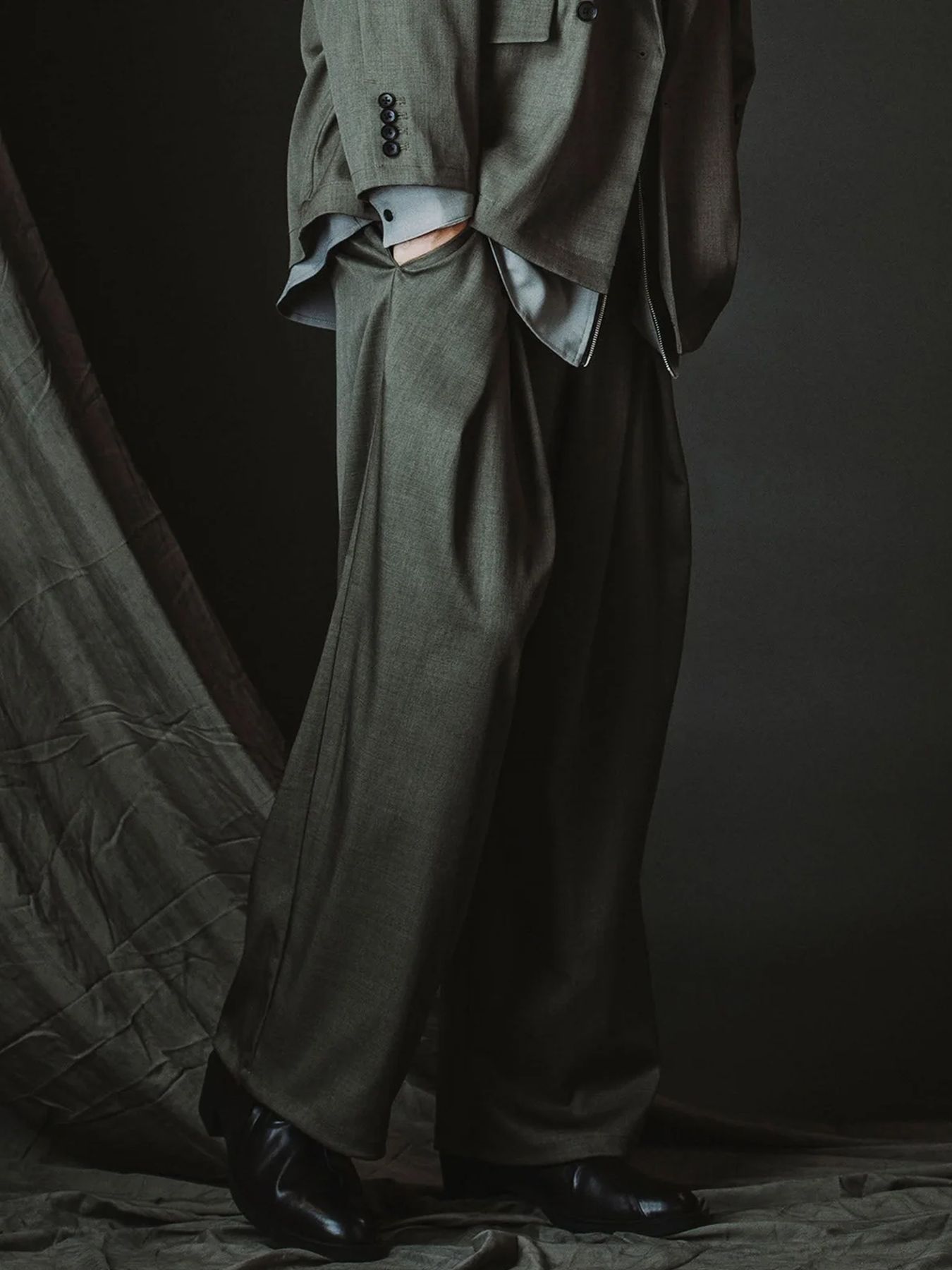 2WAYクロスタックイージーワイドトラウザーズ / グレー【NOID.】