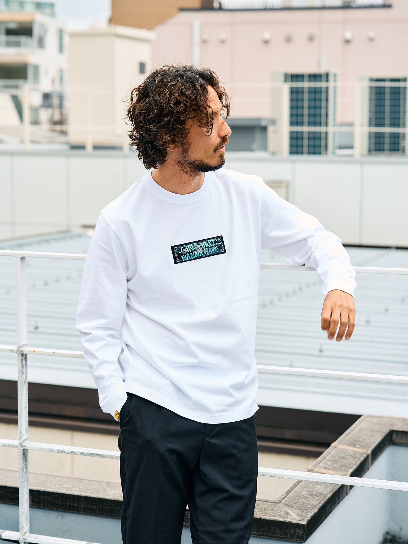 【予約品 5月8日(木) AM10時 締切】 5.6ozコットン天竺 スターグラムハート＆シークインLS Tシャツ / ホワイト