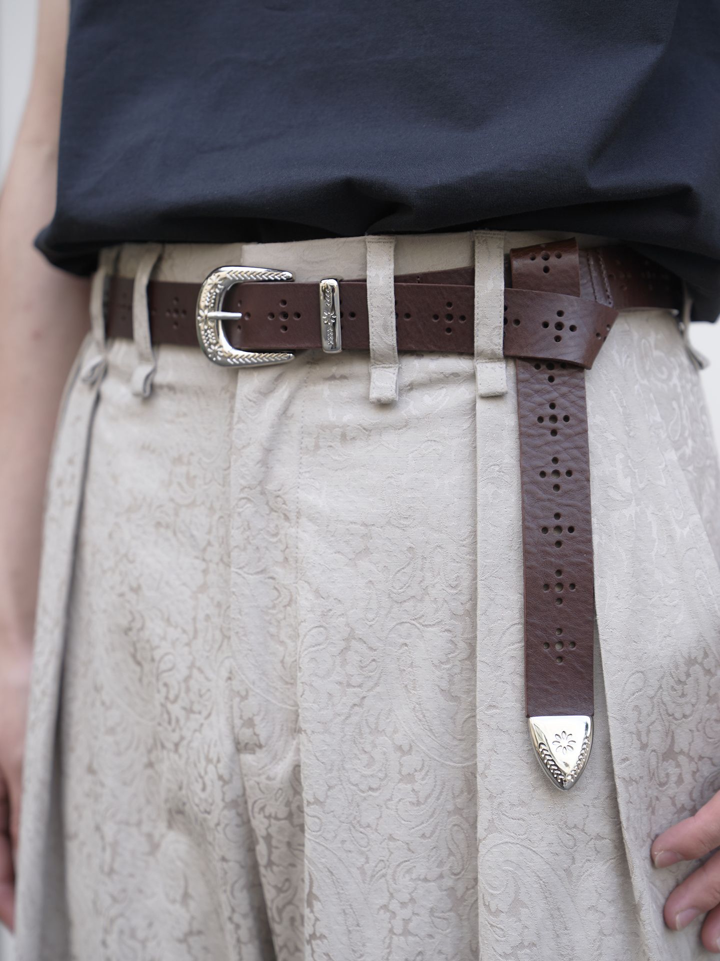 《予約品》 MEDALLION BELT / ベルト / ダークブラウン