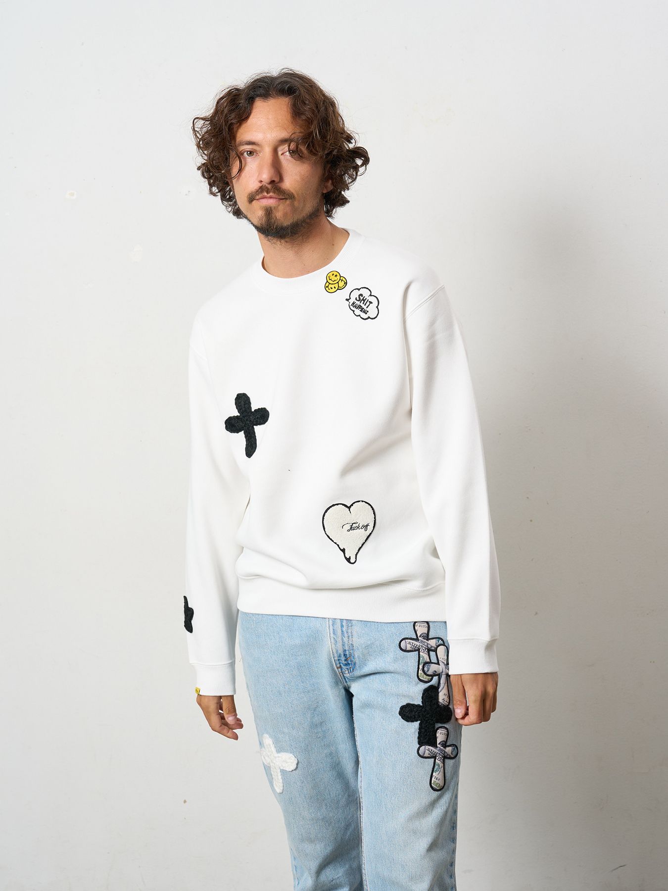 【予約品 5月8日(木) AM10時 締切】 TC裏毛起毛 レオパードスター発泡プリント&マルチパッチワーク スウェットシャツ / ホワイト