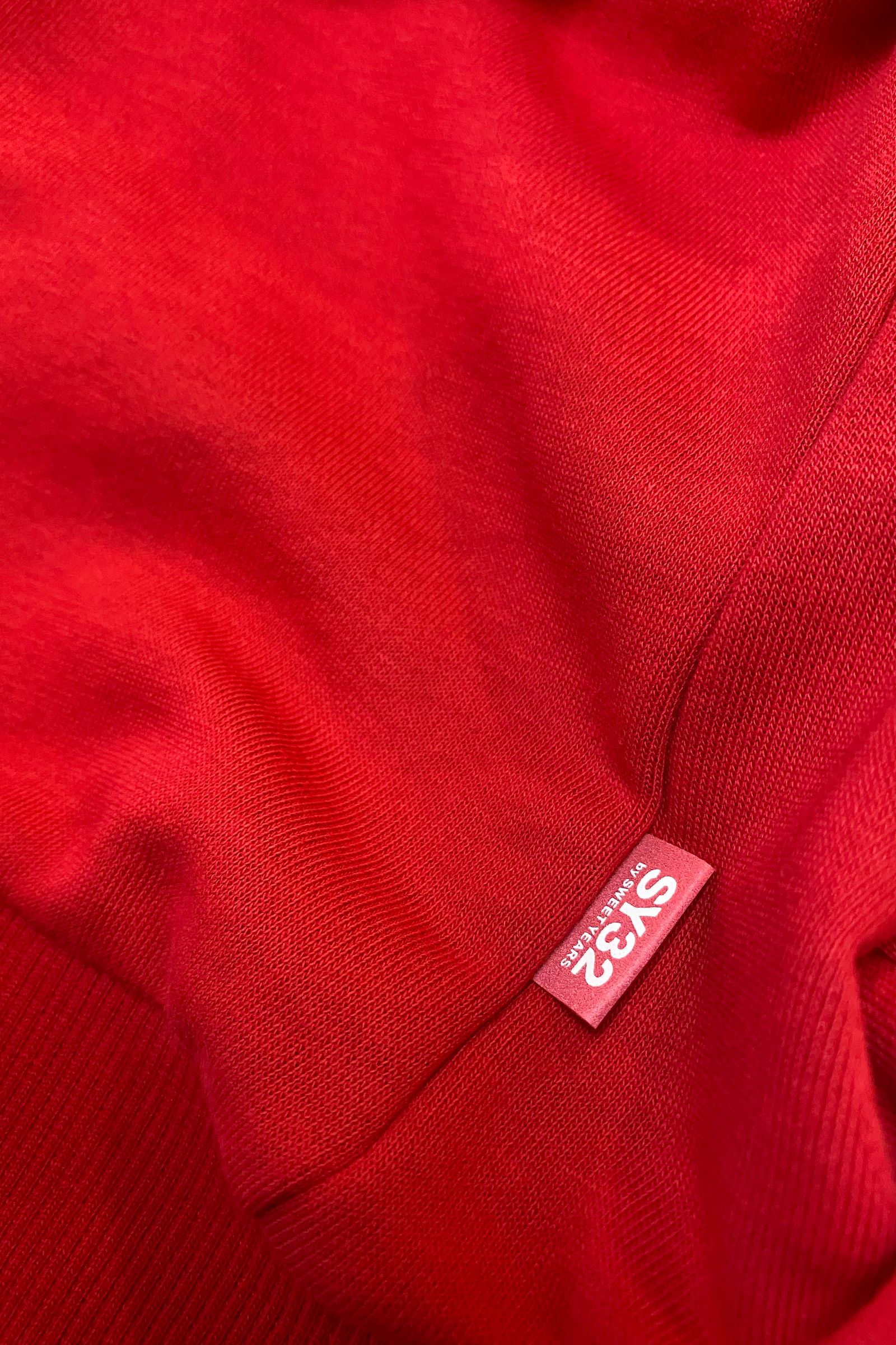 SHIELD LOGO ZIP HOODIE RED 【SY32 by SWEET YEARS】