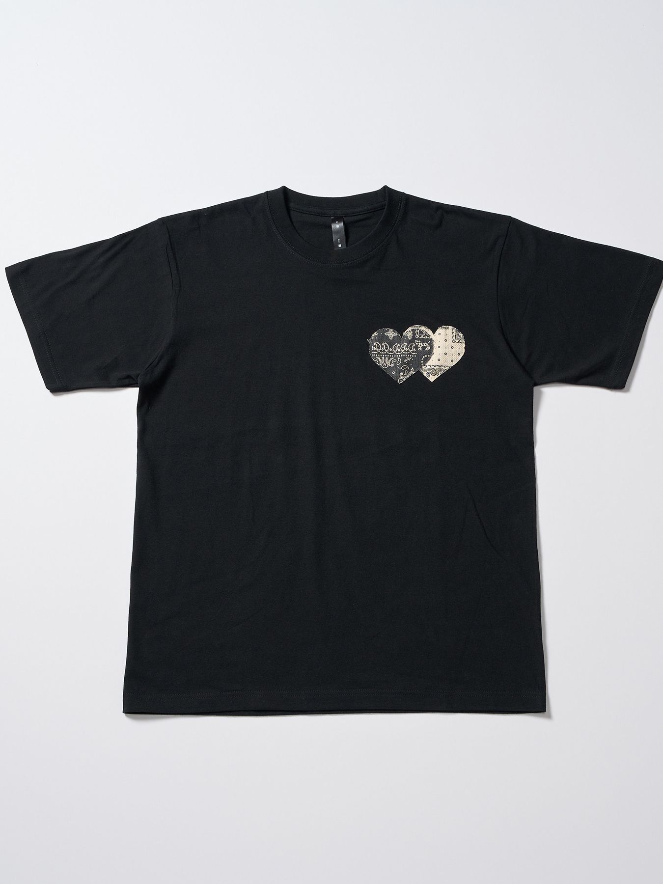 【予約品 1月25日(日) 締切】graphic-T collection：bandana panel heart T / バンダナパネル ハート Tシャツ / ブラック