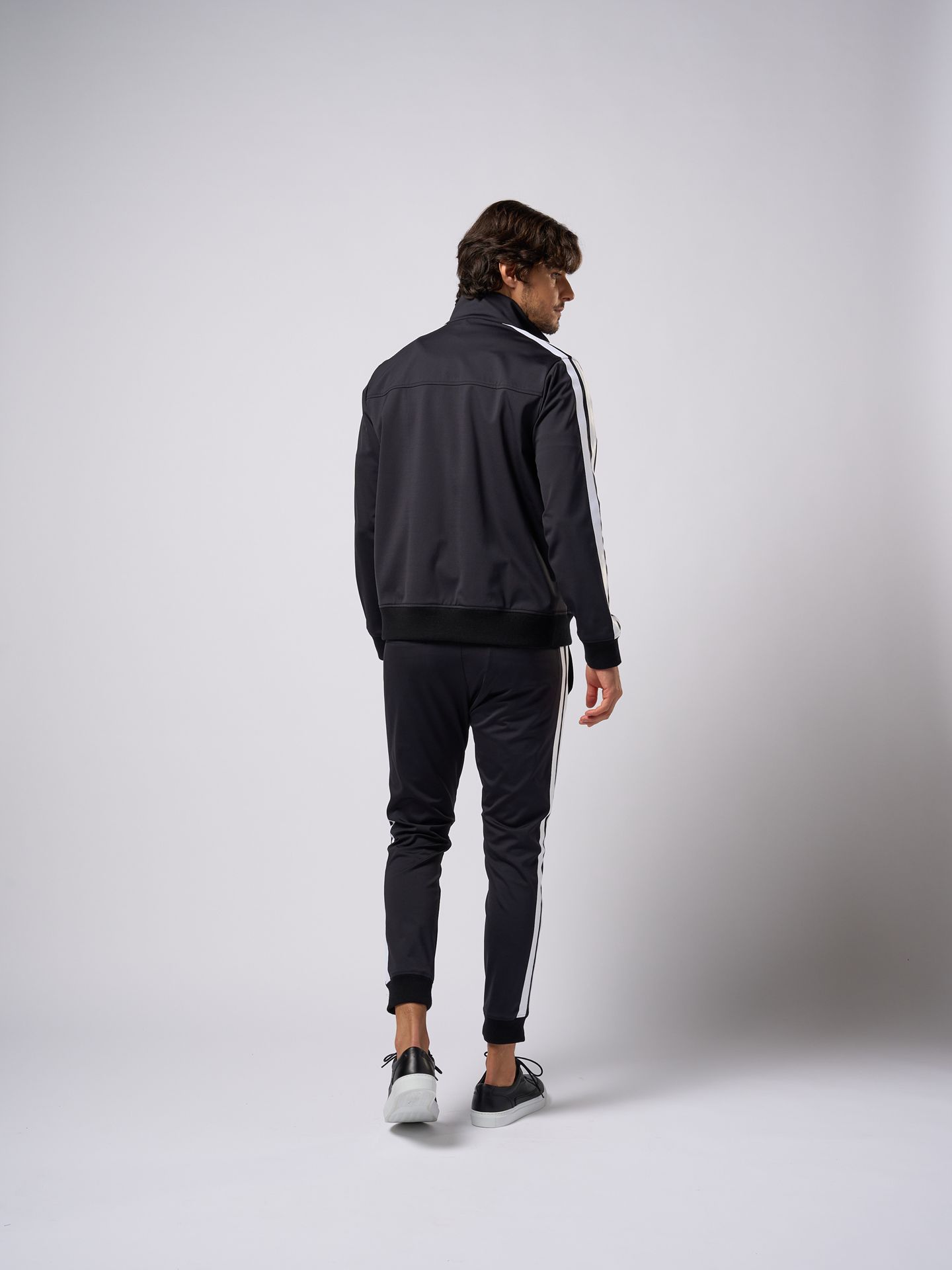 【予約品9月19日 10時締め】 low cut leather sneaker / レザースニーカー / ホワイト