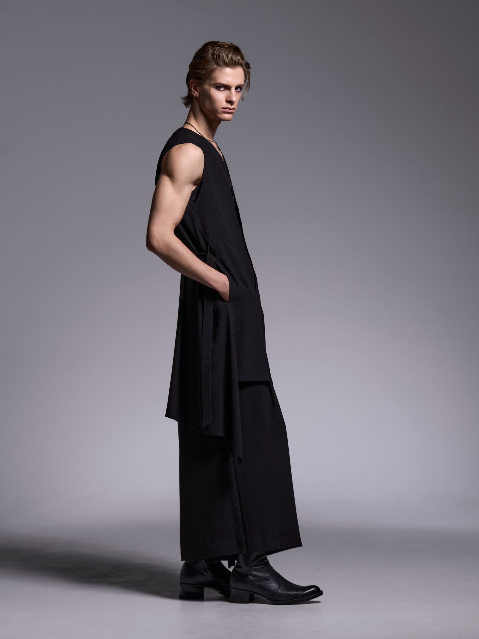 【予約品 1月4日(日) 締切】Long Flare Vest / ロングフレアベスト / ブラック