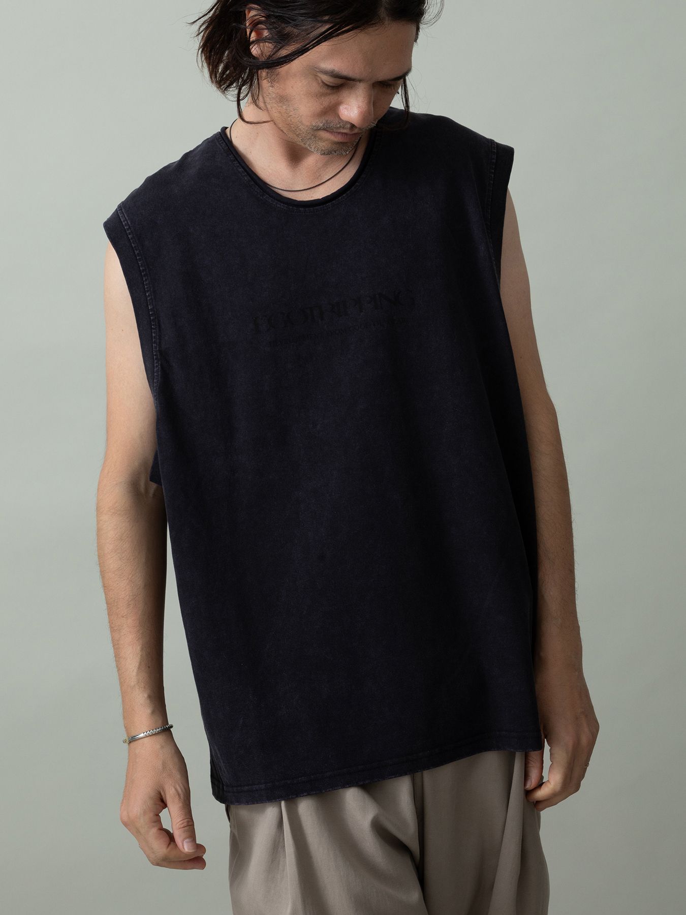 【予約品 2月1日(日) 締切】CREWNOT bleed / ロゴプリント ノースリーブ / ブラック