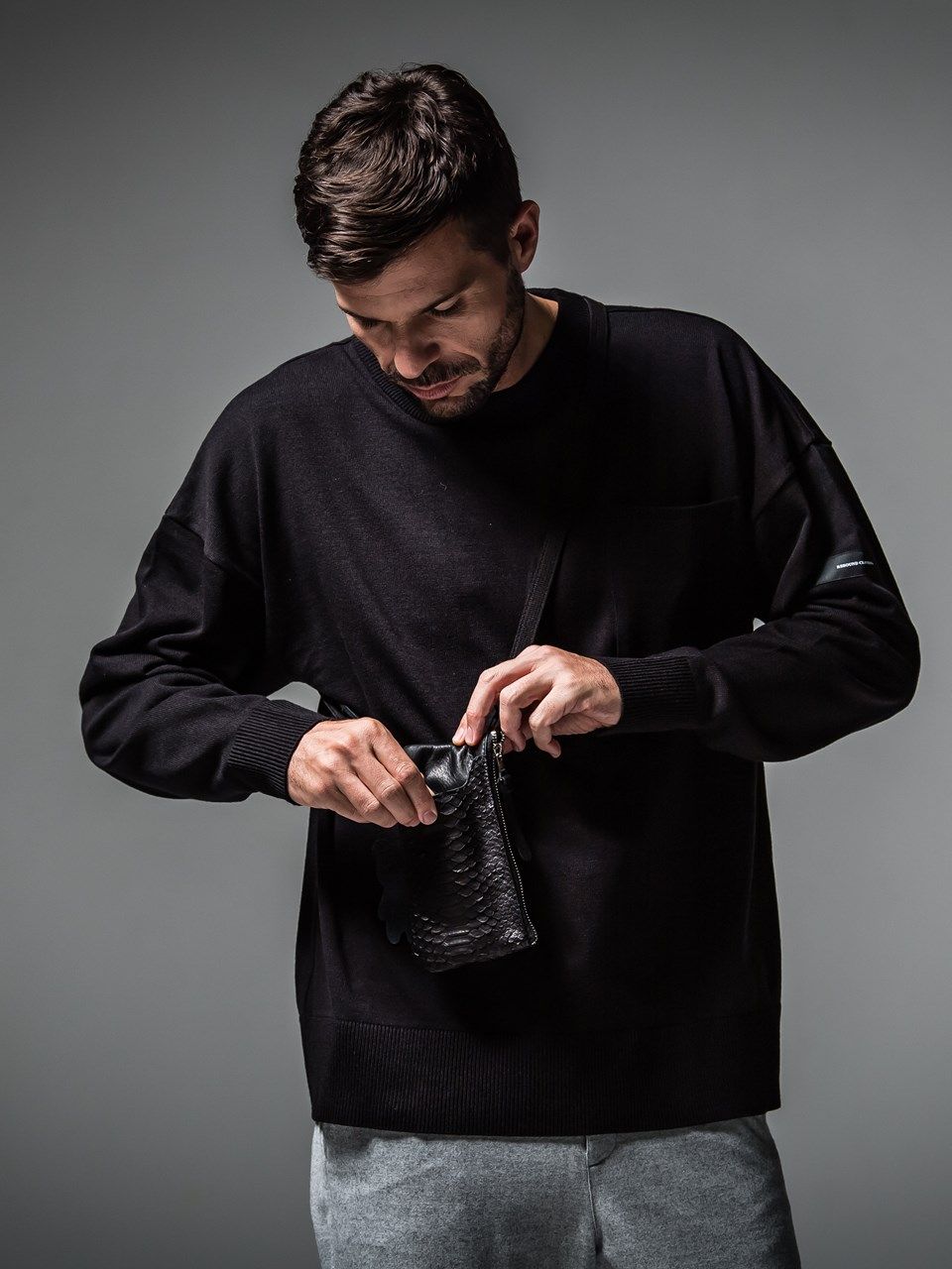 《予約品》 decade  collabo Wallet phone bag / ショルダーバッグ / ブラック 【RESOUND CLOTHING】 12月中旬以降入荷予定
