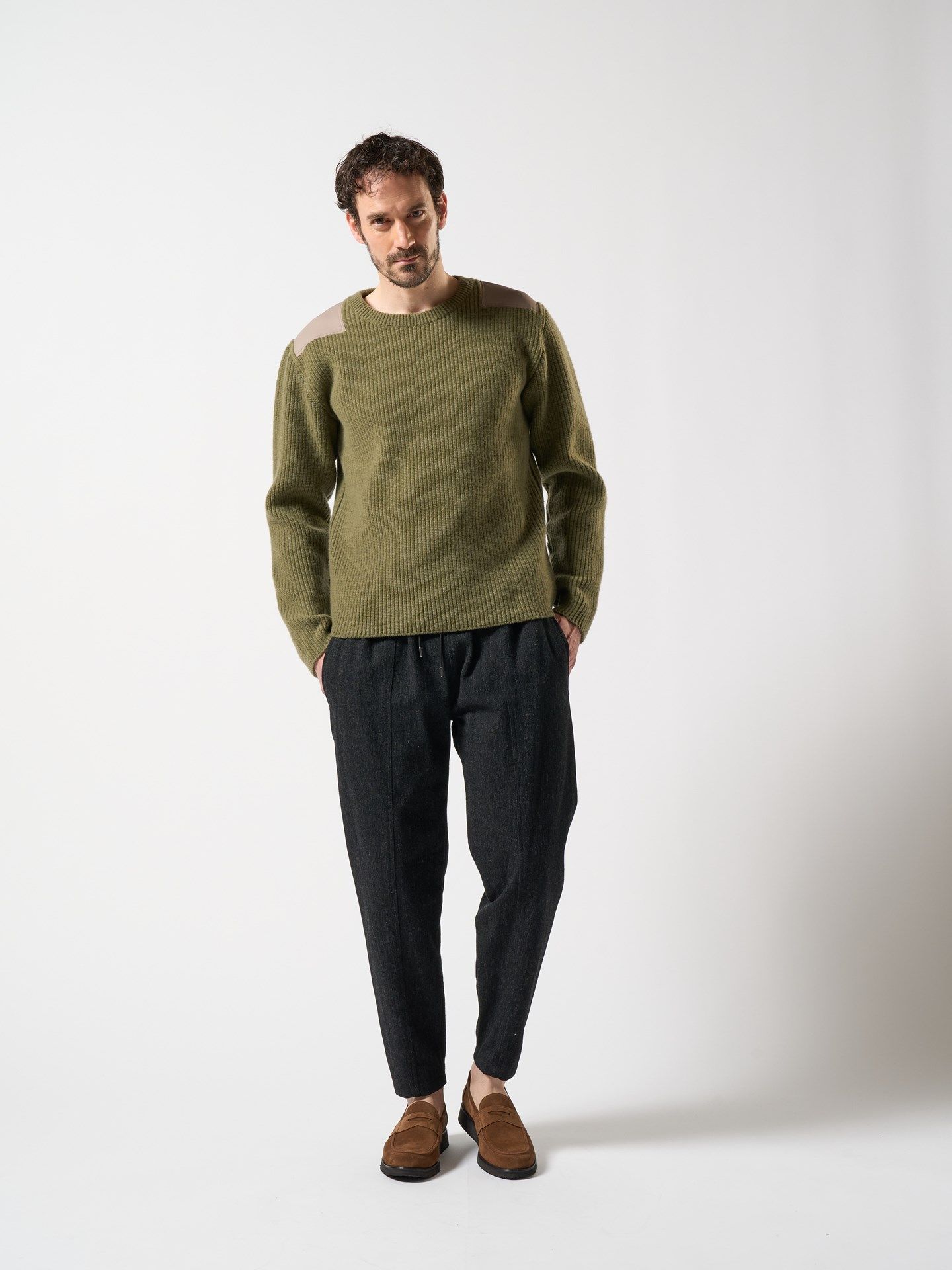 【予約品】 plating cable knit turtle / ニット / カーキ