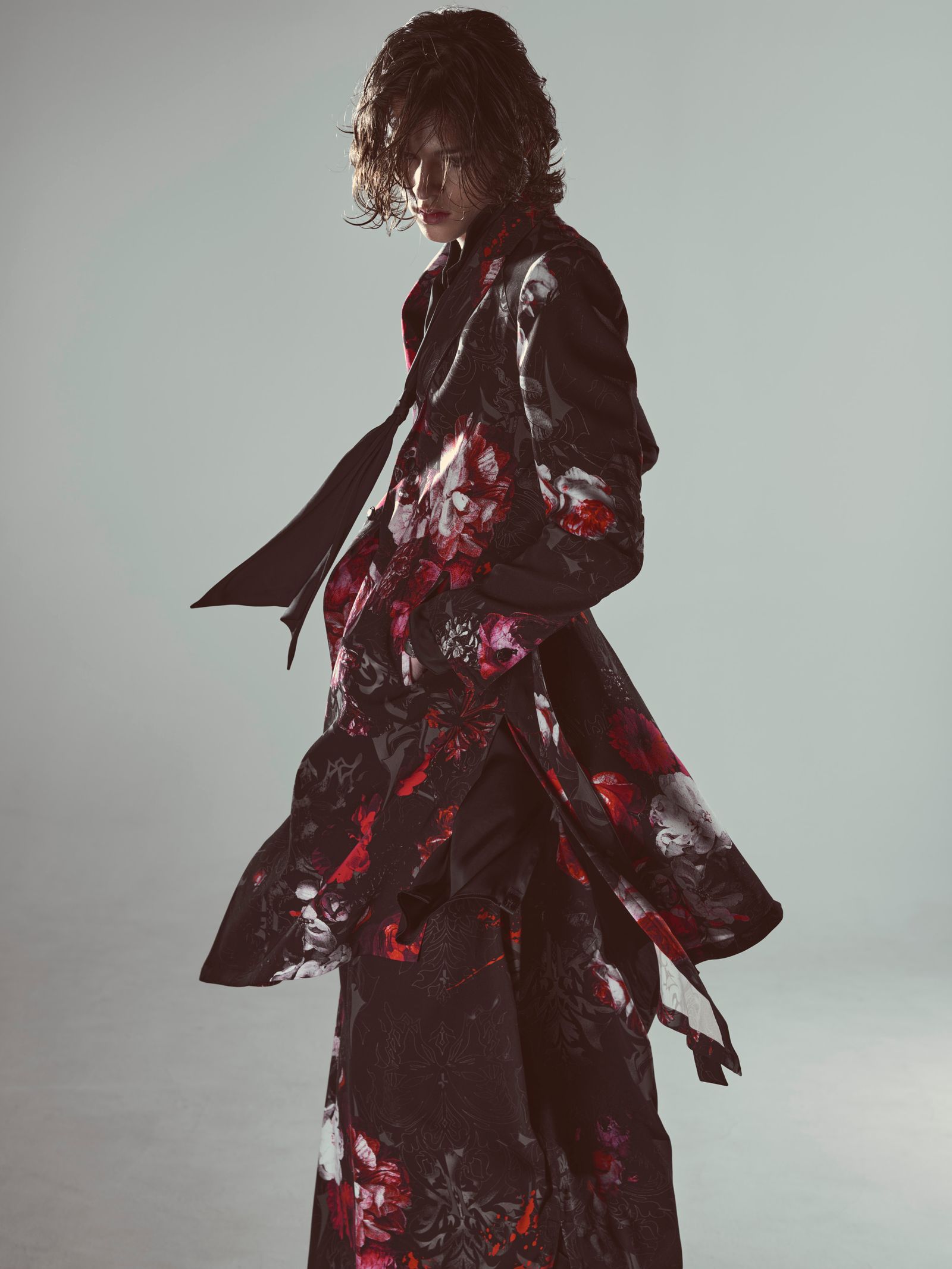 【予約品 6月29日(月) 締切】Goth Flora Suede Satin Flare Jacket / フレアジャケット / ブラック
