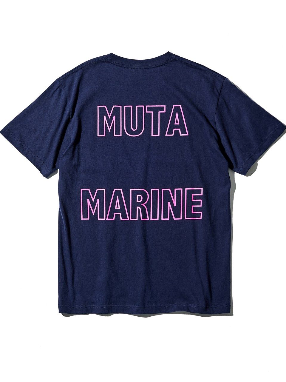 muta Outline Logo Tee / ネイビー 【Acanthus×muta】