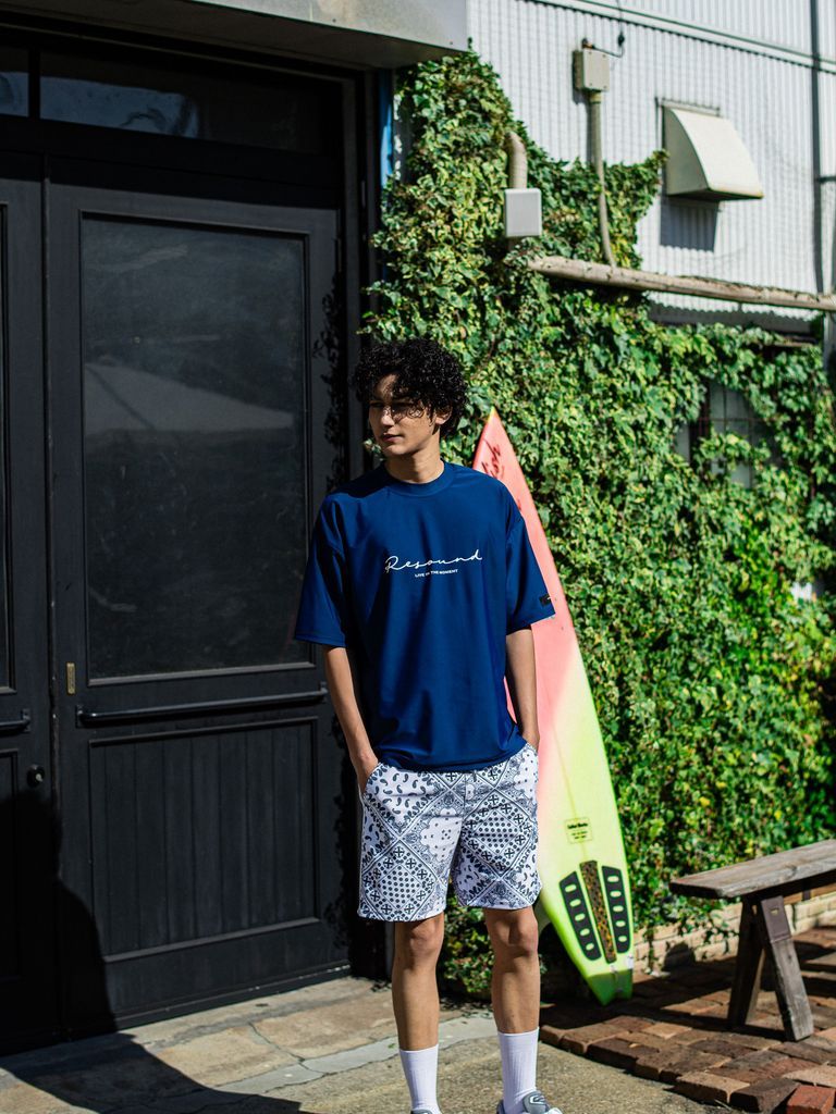 《予約品3月3日18：00締め》 handwriting RUSH OVER T / ラッシュガードTシャツ / ネイビー
