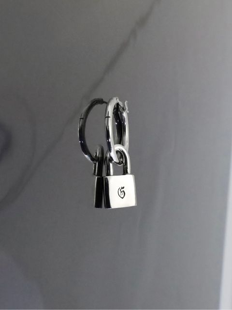 《受注生産》CROSS THIN HOOP [LARGE] with PADLOCK / クロスシンフープ ・Lウィズ パドロック / 注文から1～2週間後入荷予定