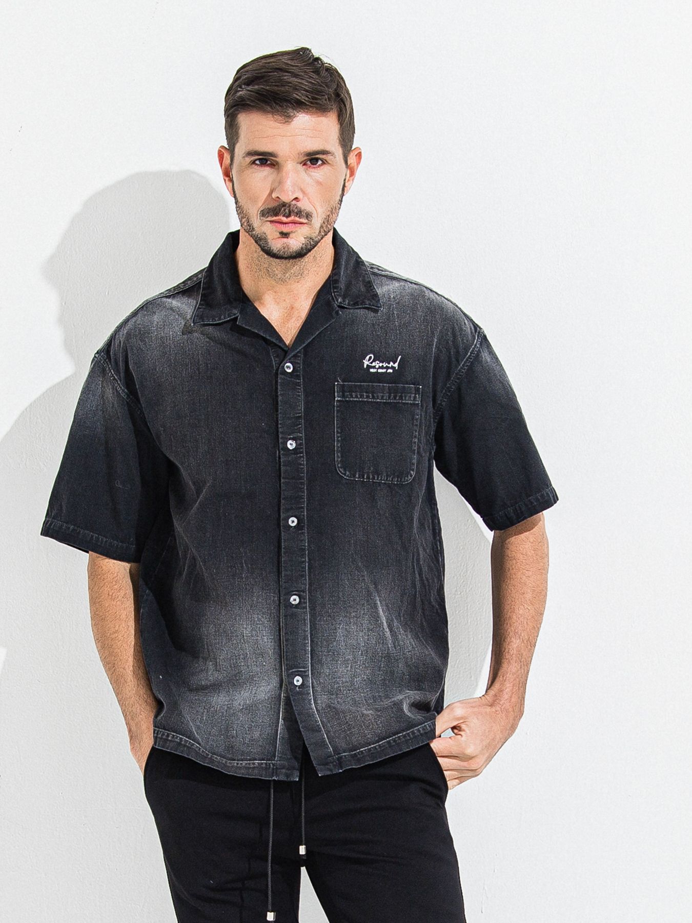 【予約品 】ZACK HALF DENIM SHIRT / ザックハーフスリーブデニムシャツ / ブラックプリント