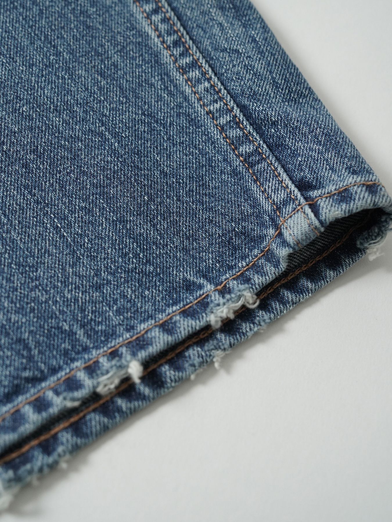 【予約品 5月6日(水) 締切】USN-DENIMTROUSERS damage / ダメージ加工 デニムミリタリーパンツ / インディゴ × 金茶ステッチ 淡