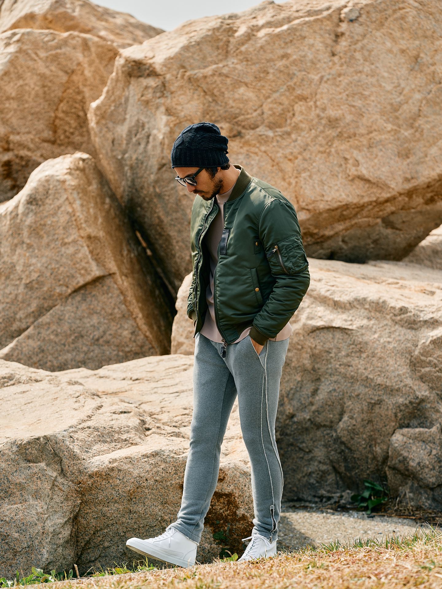 【予約品】 hem zip seam pants / スリムパンツ / グレー