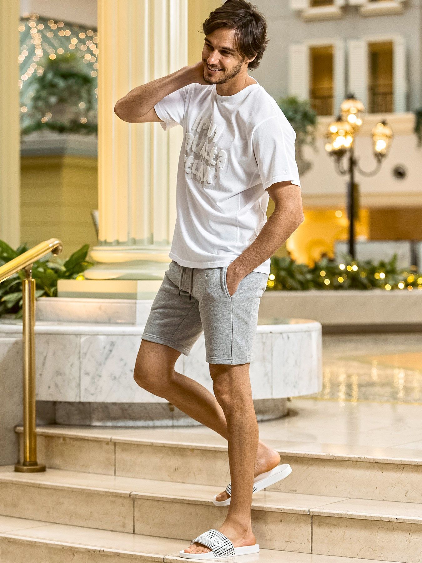 シャドウロゴ半袖Tシャツ / ホワイト