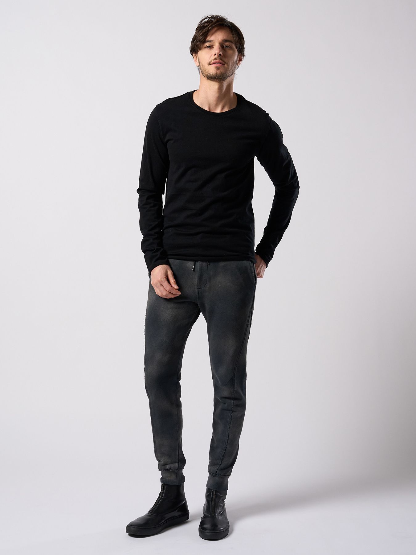 【予約品 4月19日(日) 18時締切】slim cut-off crew-neck L/S / スリムカットオフ クルーネック ロングスリーブ / ディープブラック