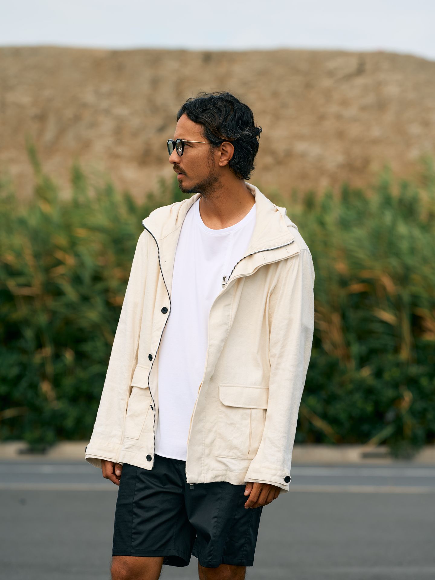 【予約品9月16日 10時締め】 hooded blouson / パーカー / ホワイト
