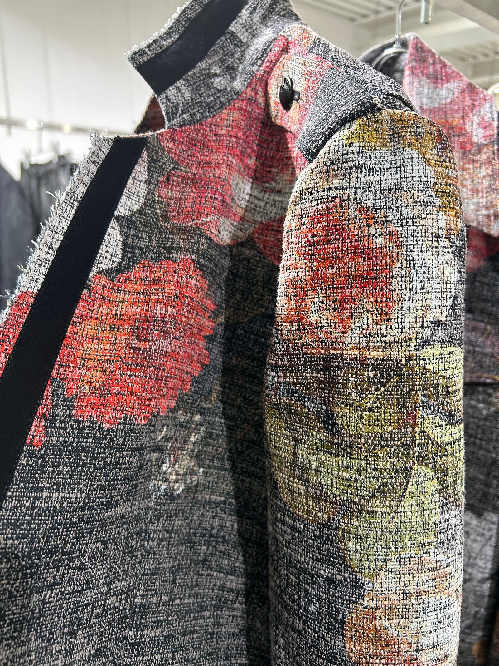 《予約品》 TrimmingLongJacket / ロングジャケット / フローラ