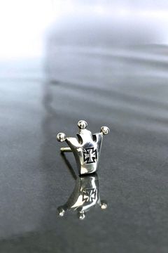 《受注生産》 CROWN STUD ピアス 【GOD SIZE】 注文から2～3週間後入荷予定