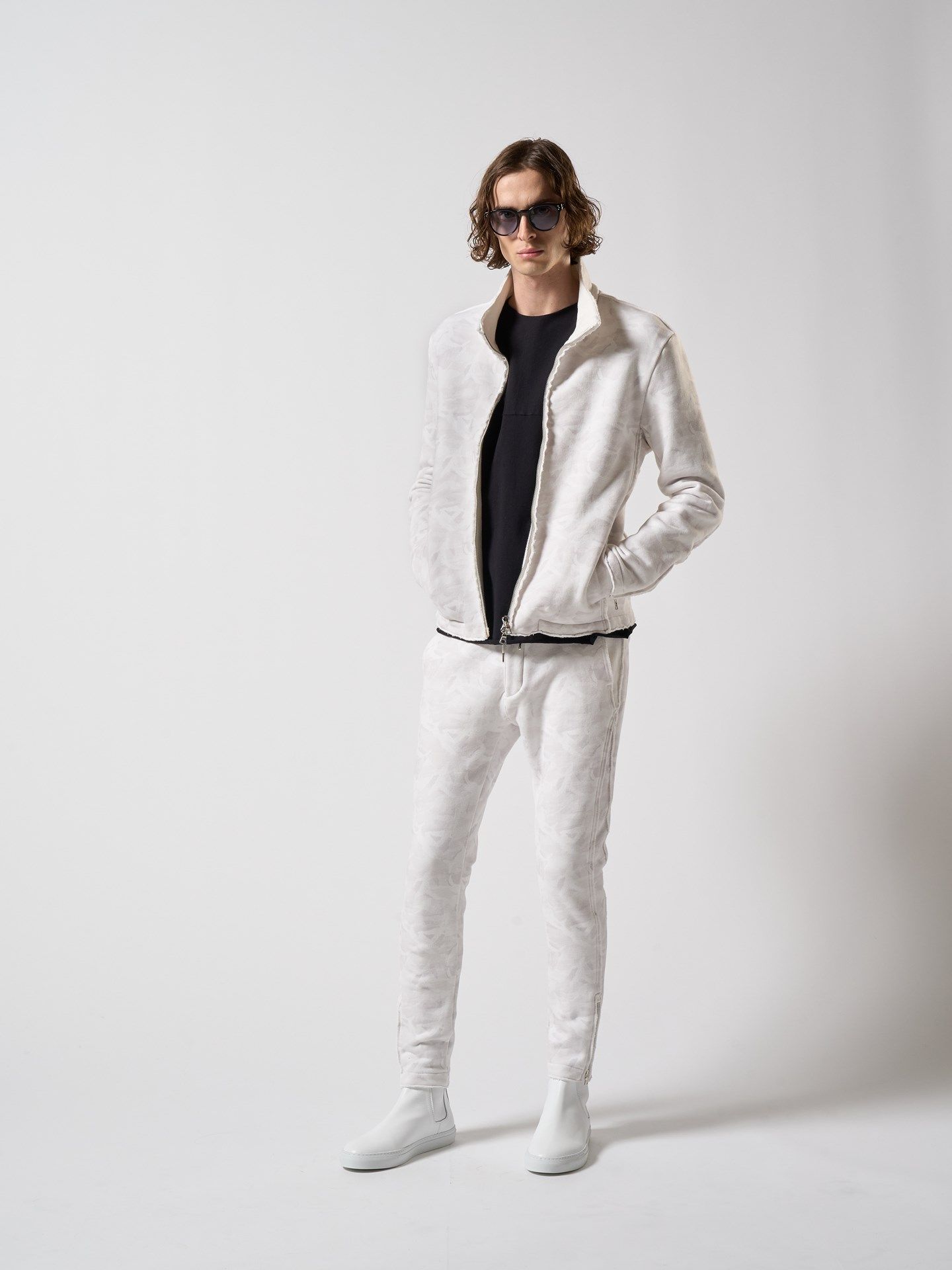 【予約品】 hem zip seam pants / スリムパンツ / ホワイト・カモ