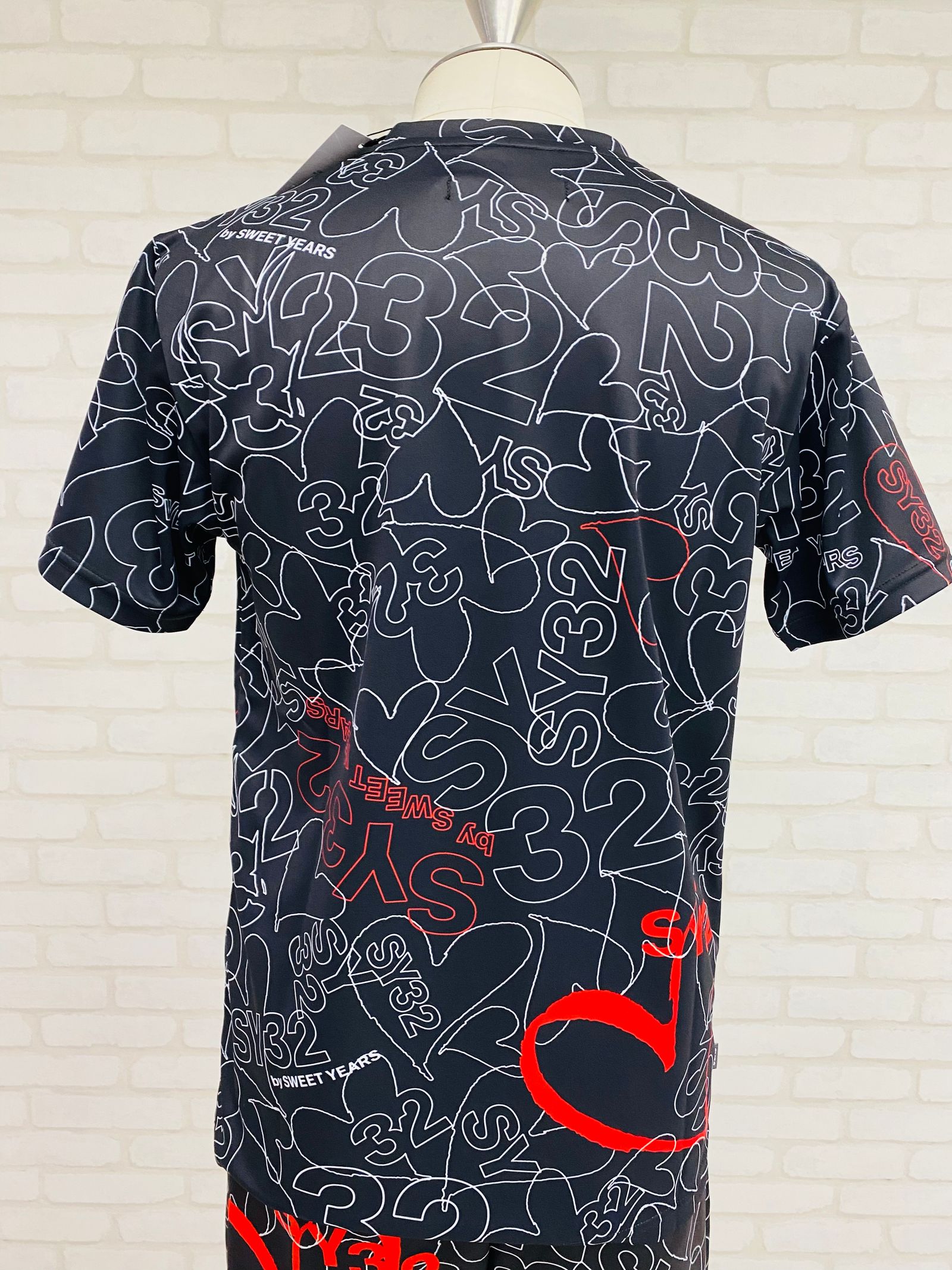 GRAPHIC ACTIVEラッシュガード TEE BLACK【SY32 by SWEET YEARS】