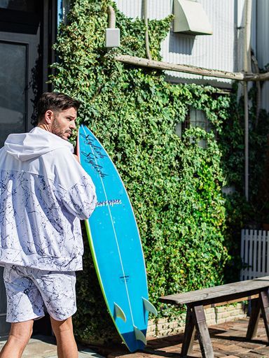 《予約品3月3日18：00締め》 Paisley RUSH OVER ZIPUP HOODIE / ラッシュガードパーカー / ペイントホワイト