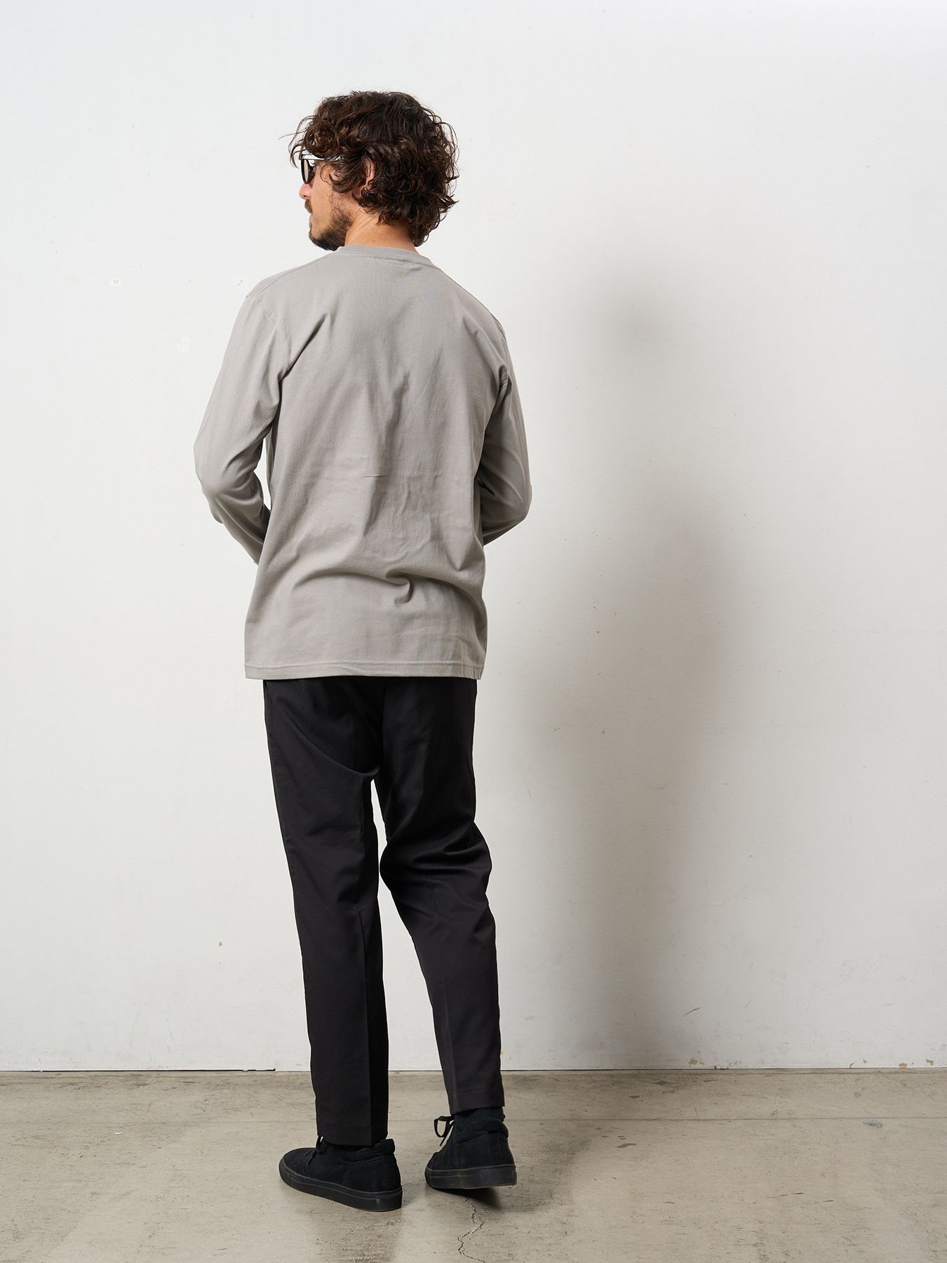【予約品 5月8日(木) AM10時 締切】 5.6ozコットン天竺 PEACE AFTER DEATH&クロスパッチワーク LS Tシャツ / チャコールグレー