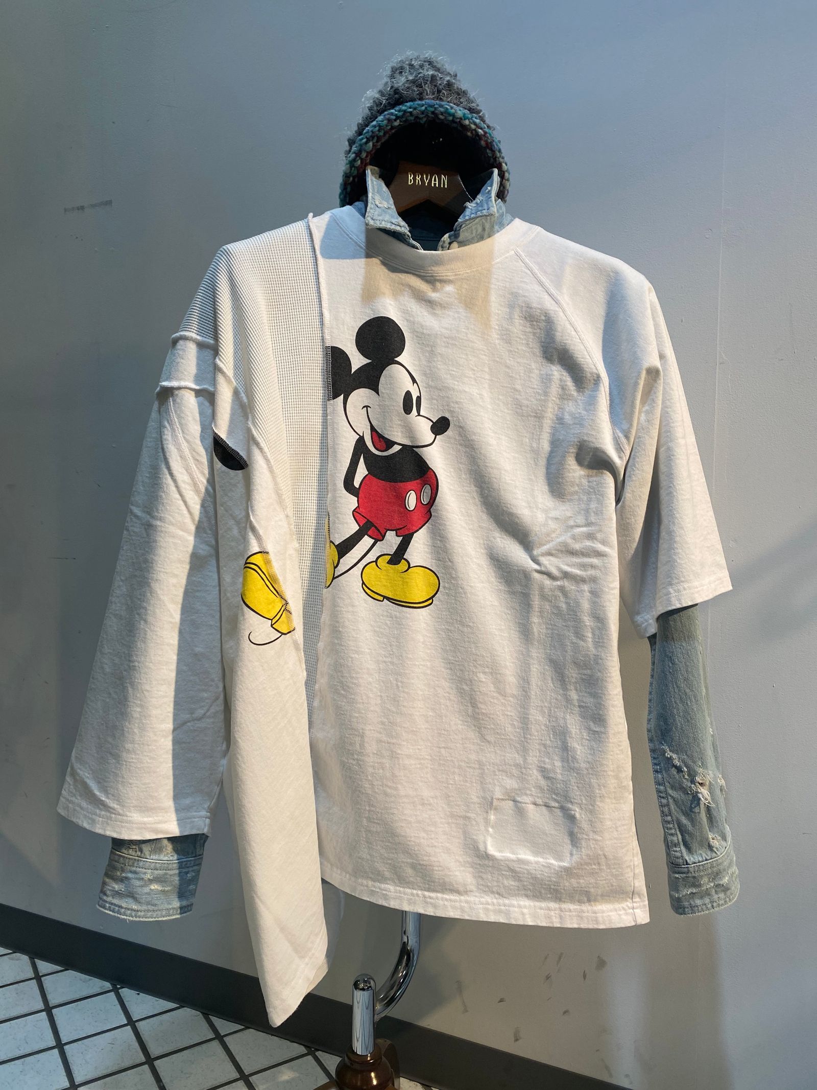 ミッキーマウスSWITCHING PRINT T-SHIRT（WHITE）「71MICHAELミッシェル」
