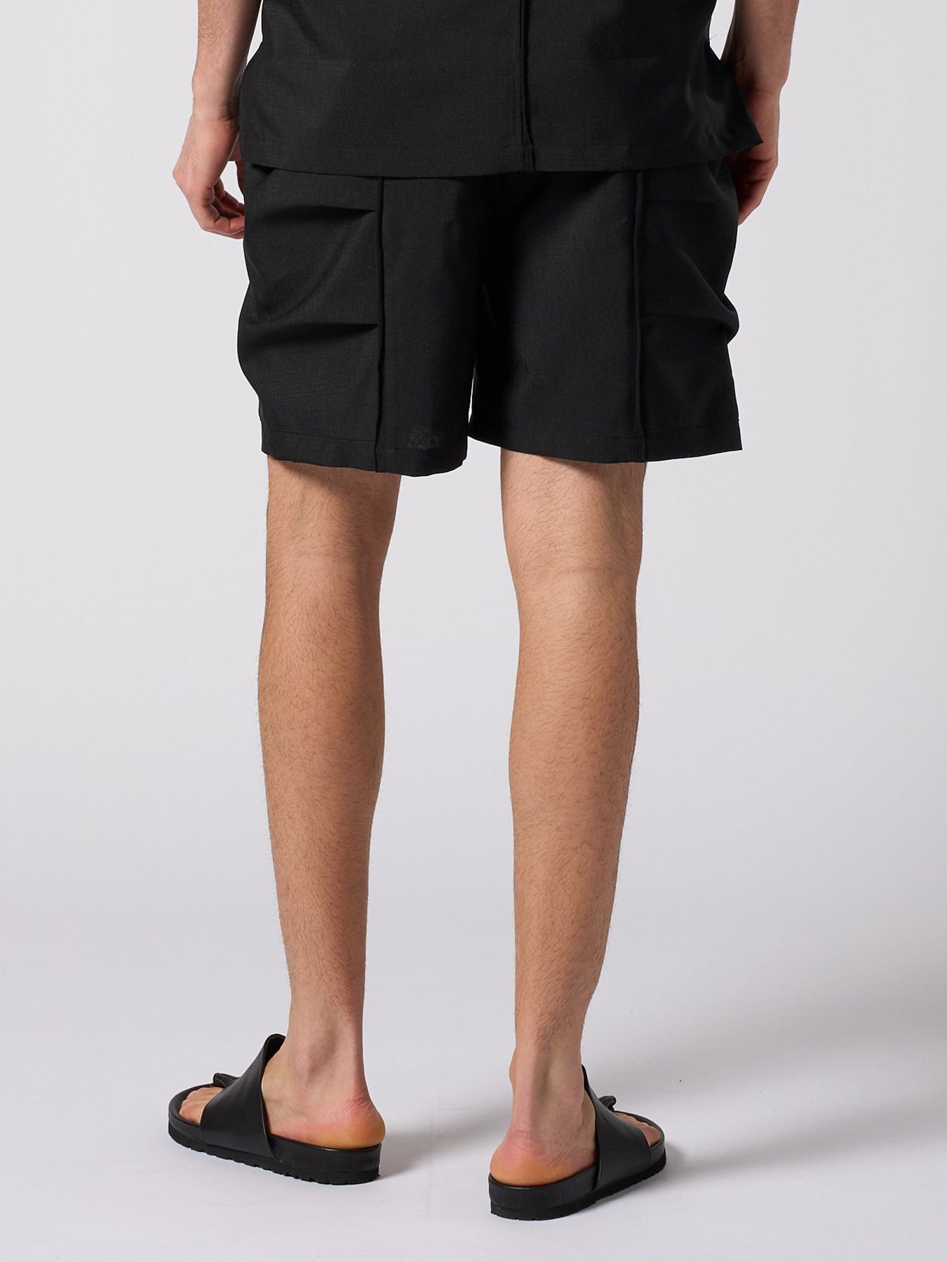 【予約品 1月25日(日) 締切】teck shorts / テックショーツ / ブラック