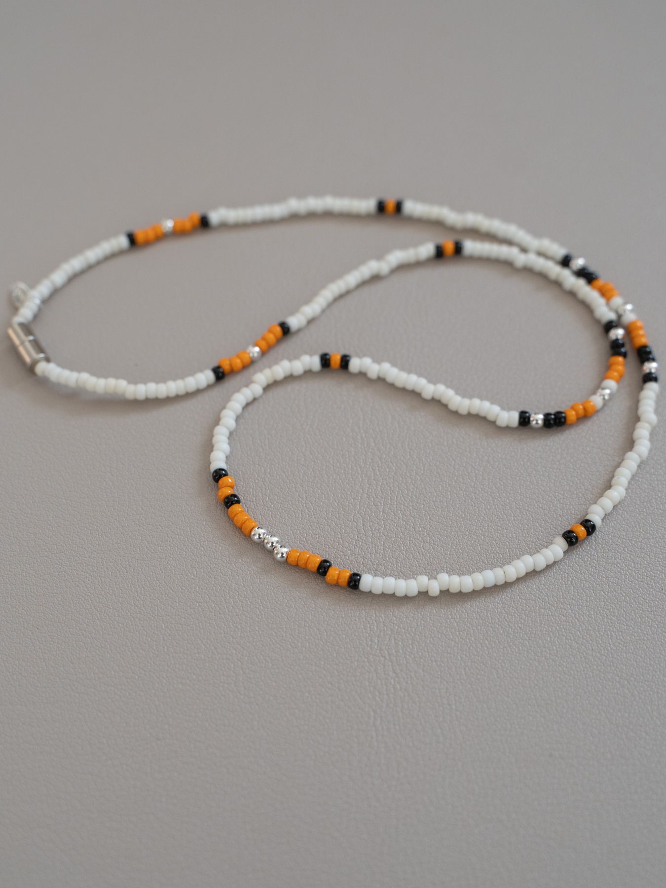 《予約品》 SILVER BEADS MIX NECKLAC / ネックレス / オレンジ 【Iroquois.SENTI】