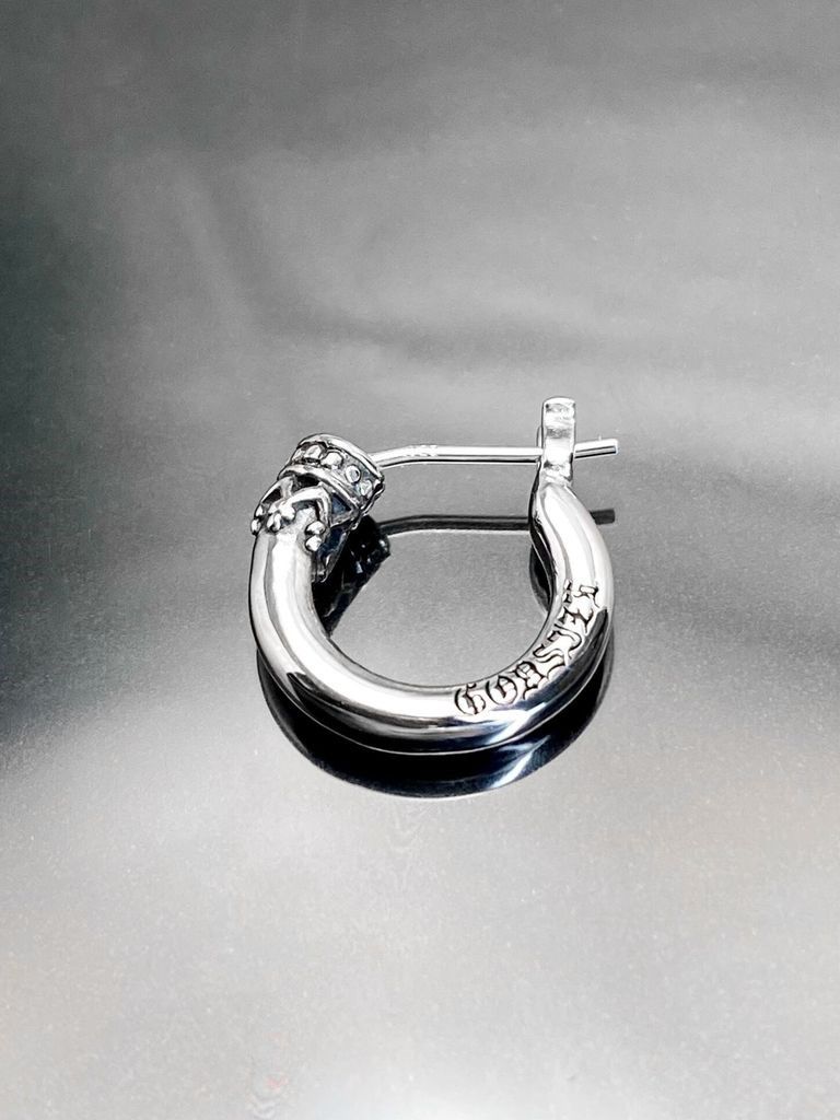 《受注生産》 CROWN HOOP ピアス / 注文から2～3週間後入荷予定
