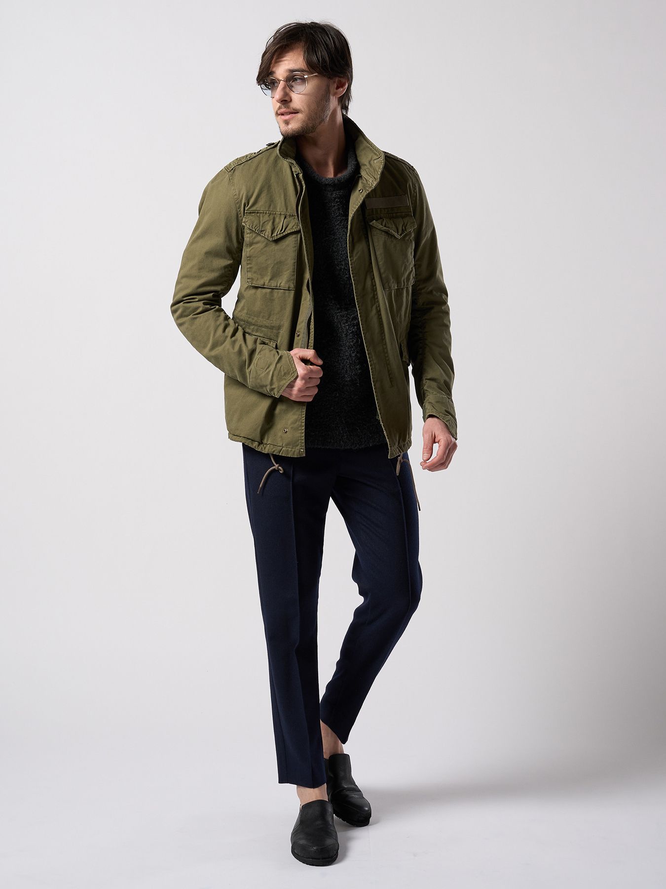 【予約品 4月19日(日) 18時締切】comfort pin-tuck slim slacks / コンフォート ピンタック スリムスラックス / ネイビー