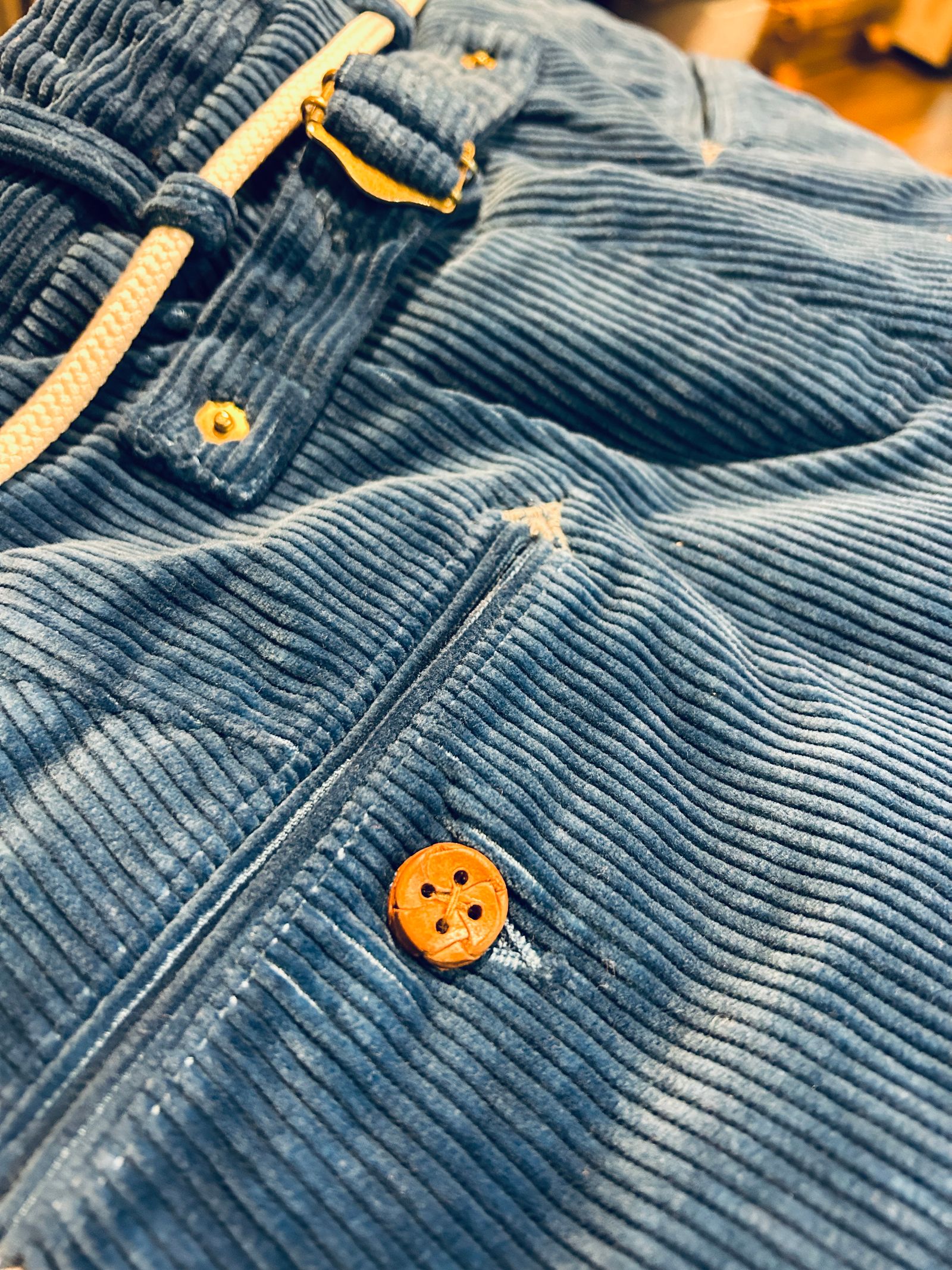 ワンタックコーディロイワイドパンツ ブルー /アレフルード