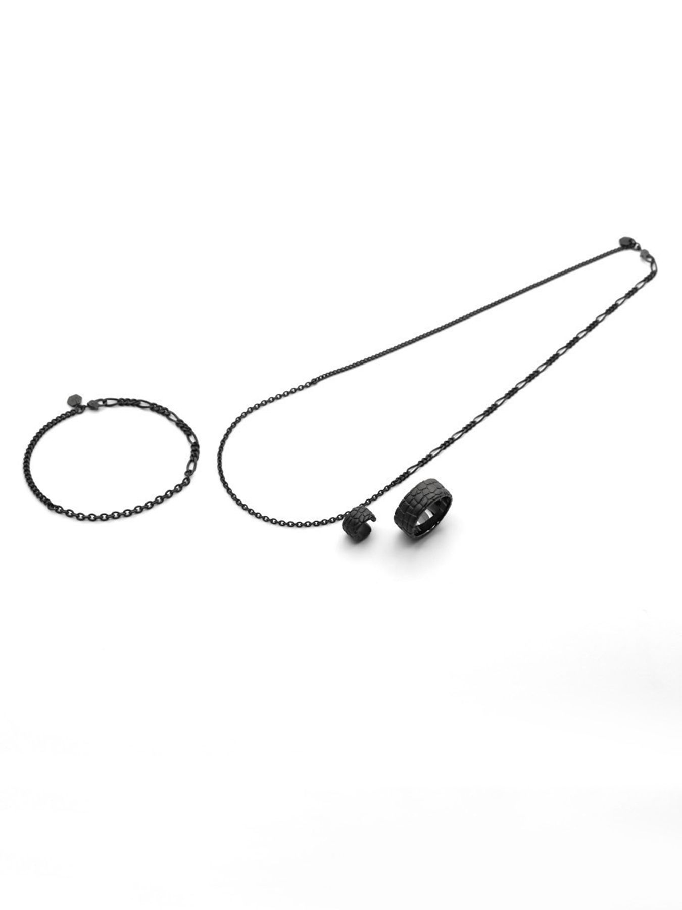 【予約品 9月23日(火) 締切】IVXLCDM ×wjk  croco pattern ear cuff / クロコパターン イヤーカフ / ブラックコーティング