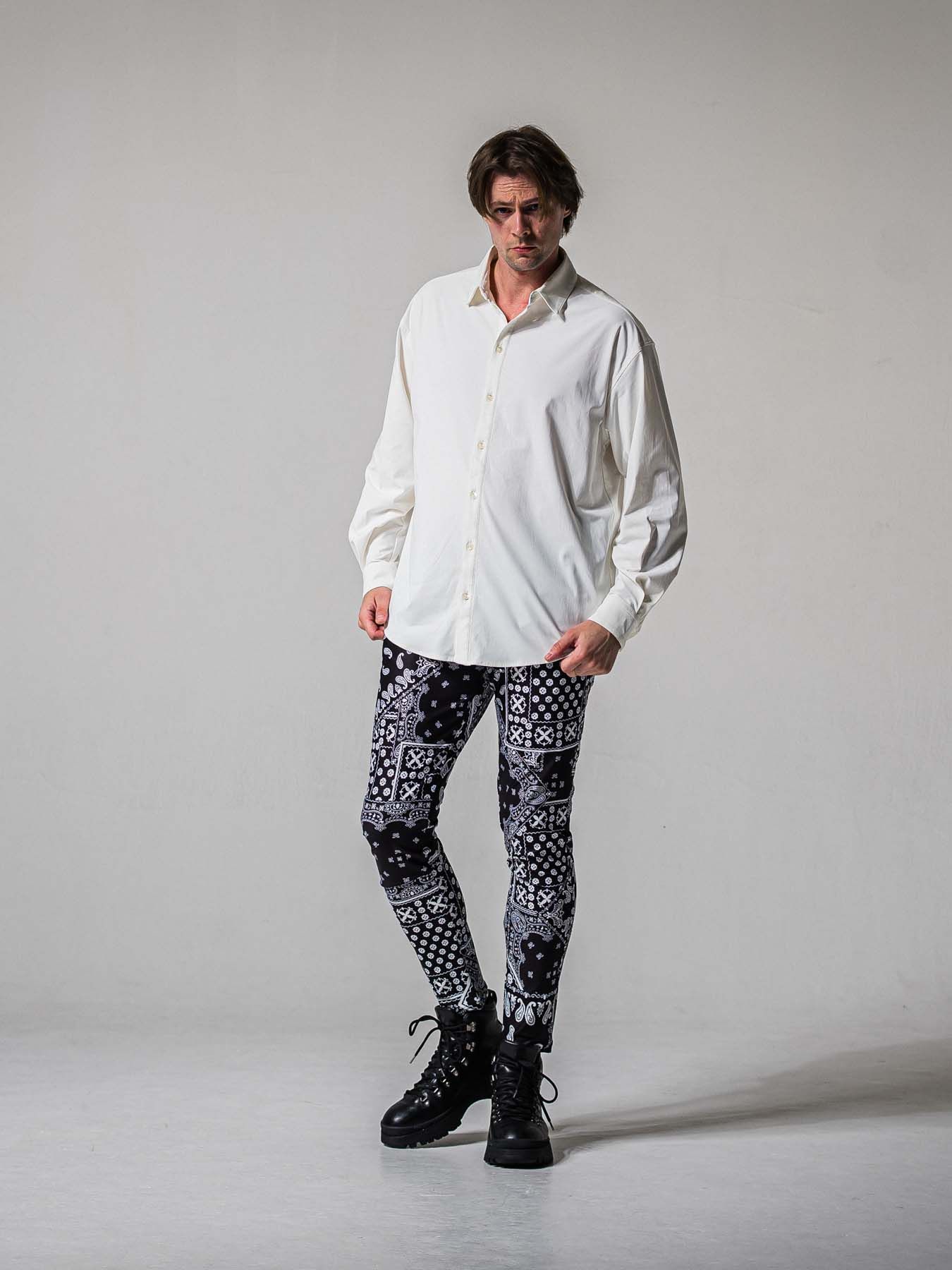 【予約品 11月16日(日) 締切】CHRIS EASY TUCK PANTS / スラックス イージーパンツ / バンダナブラック