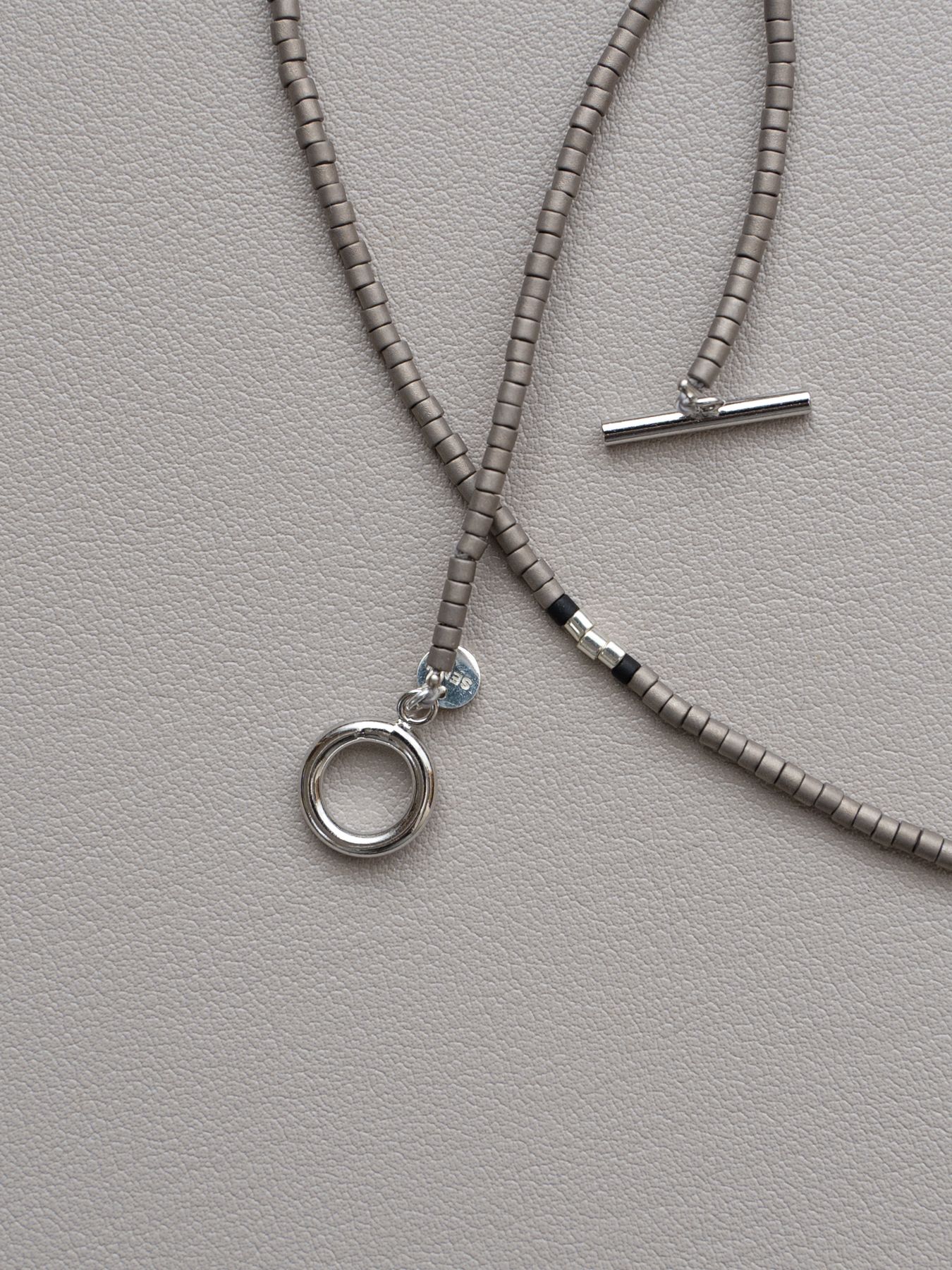 《予約品》 BEADS NECKLACE / ネックレス / グレー 【Iroquois.SENTI】