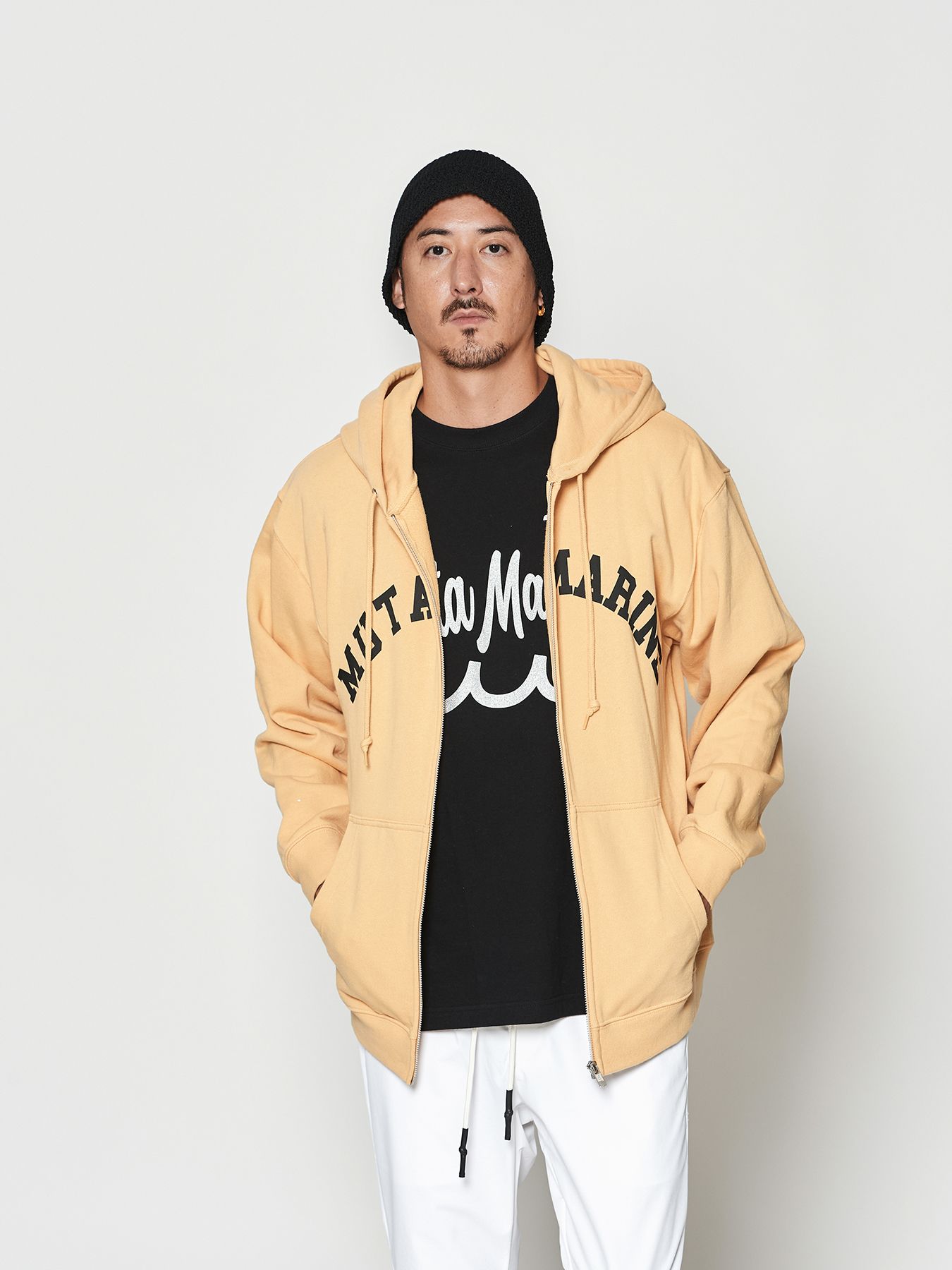【予約品 10月9日(木) 締切】muta Arc Logo Zip Up Hooded Sweatshirt / ジップパーカー / イエロー【Acanthus × muta MARINE】