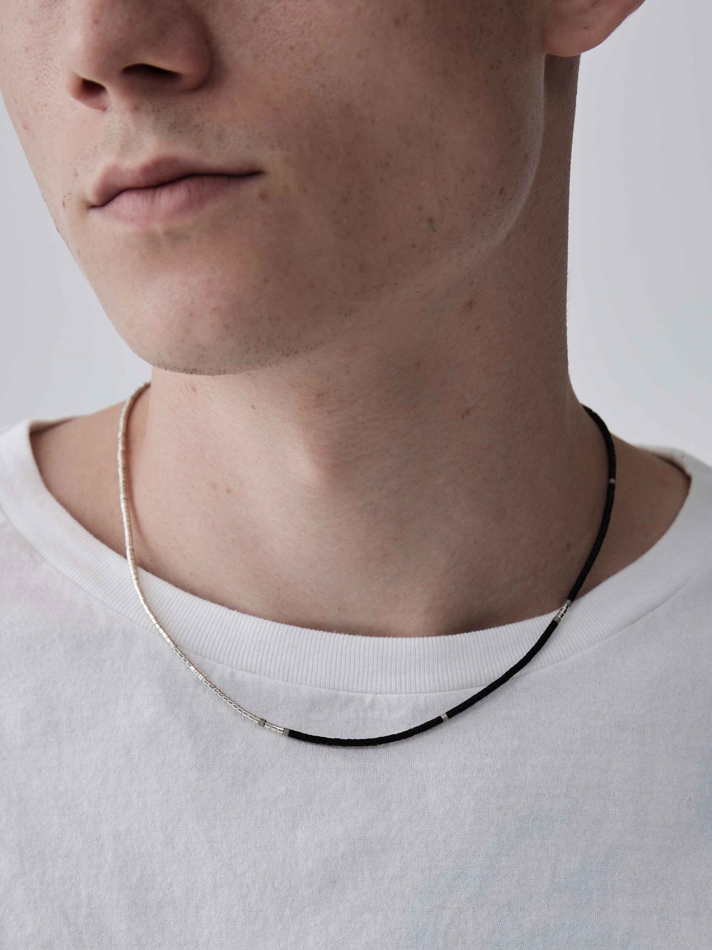 《予約品》 BEADS NECKLACE / ネックレス / ブラック・シルバー 【Iroquois.SENTI】