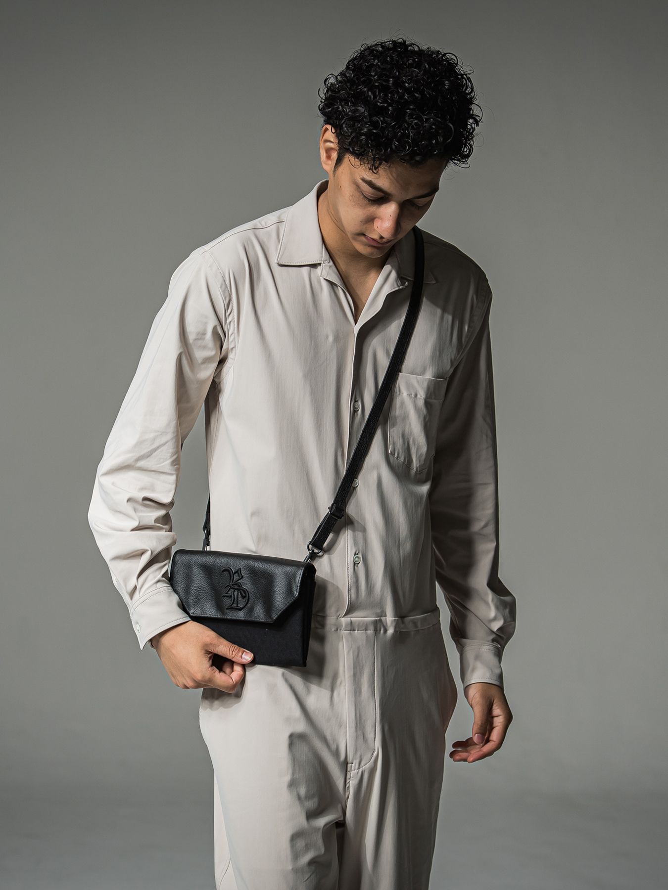 【予約品 】DECADEコラボ CLUTCH WALLETSHOULDER BAG / クラッチ ウォレットショルダーバッグ / ブラック